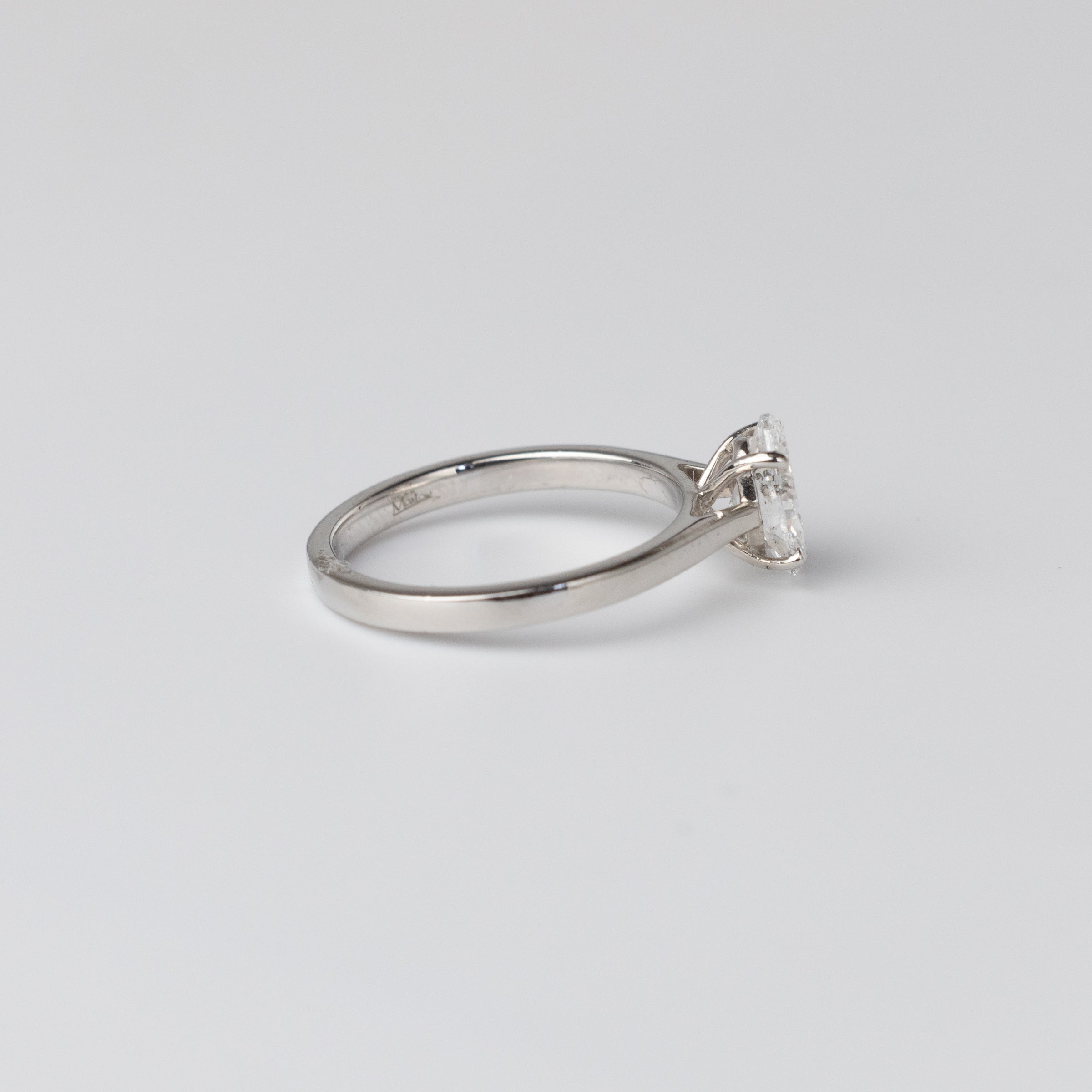 1 Carat Oval Diamond Engagement Ring