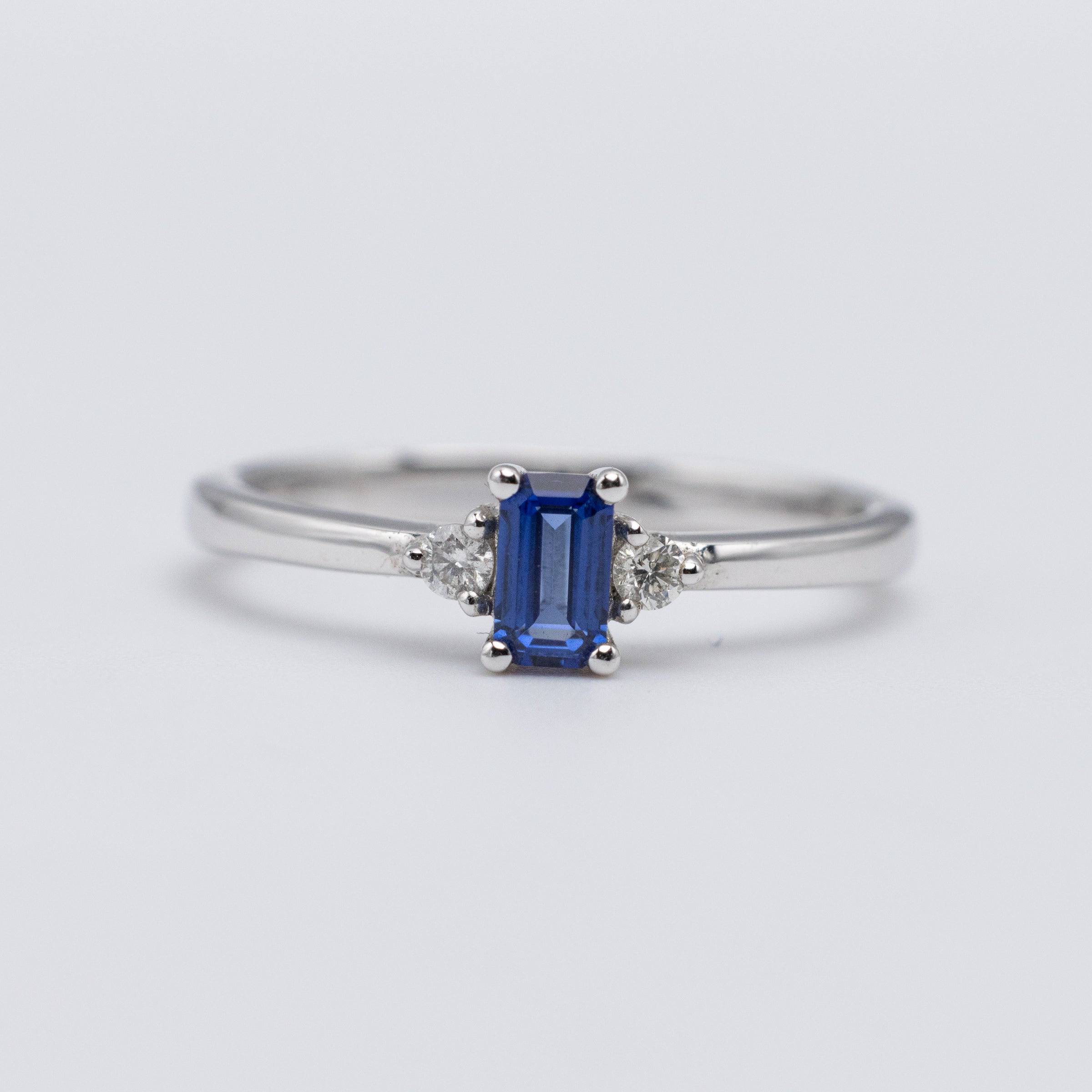 Pretty 18K White Gold Sapphire And Diamond Engagement Ring