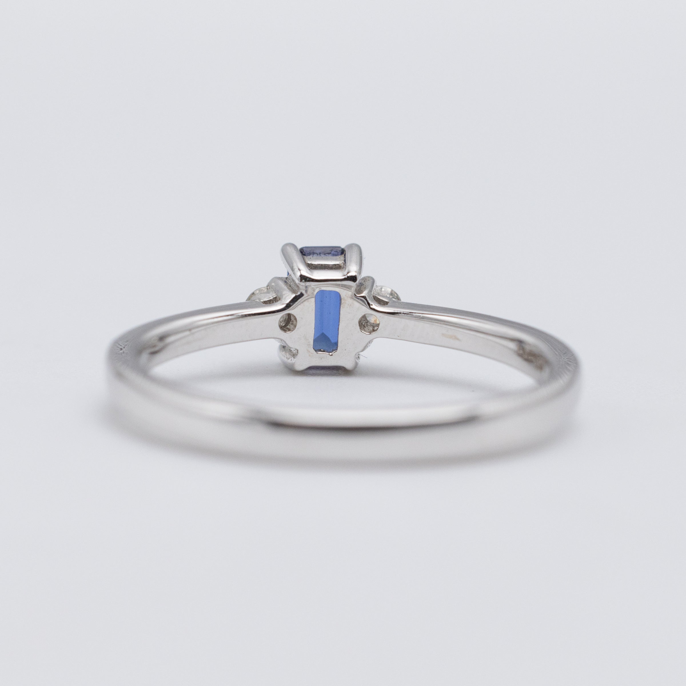 Pretty 18K White Gold Sapphire And Diamond Engagement Ring