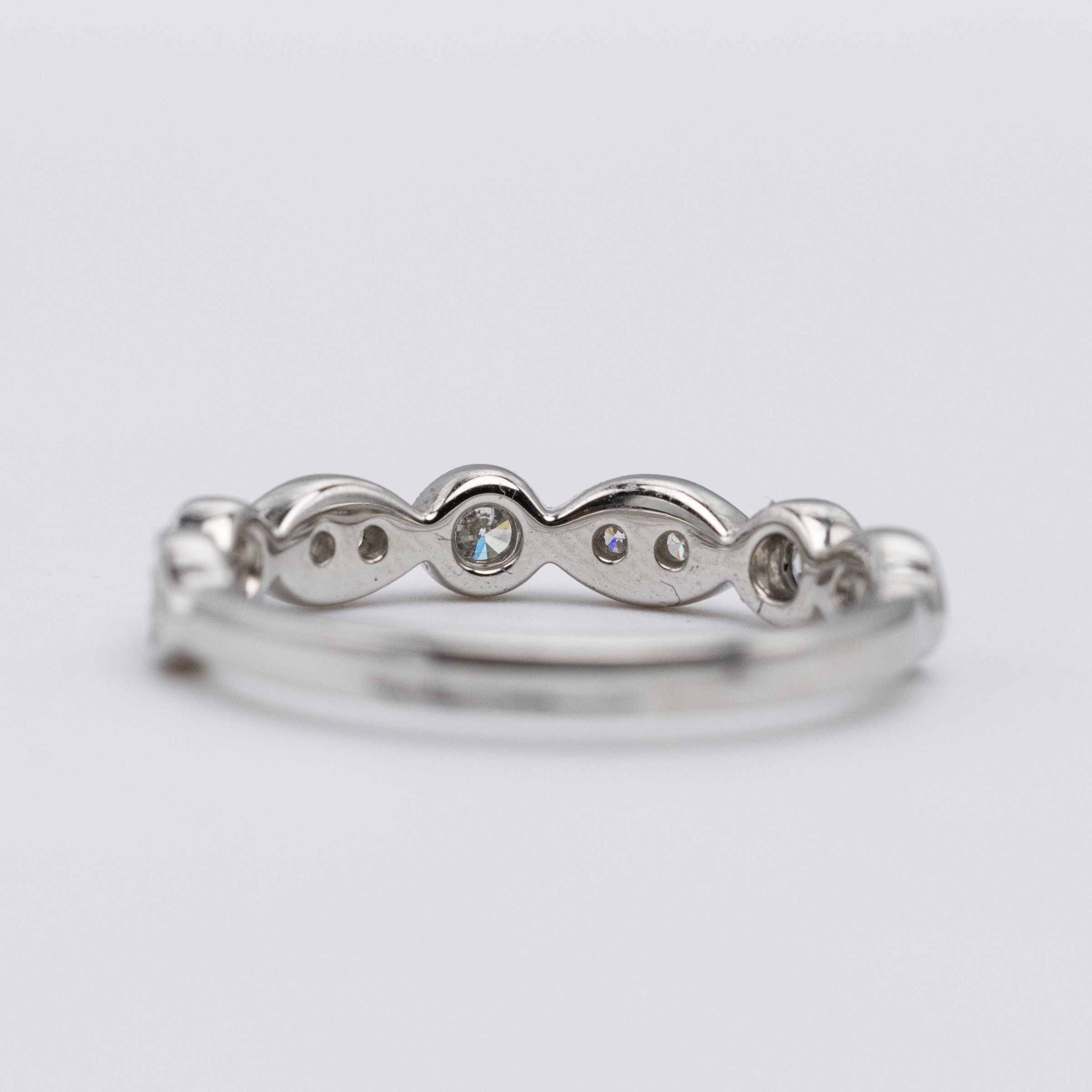 Pretty Platinum Diamond Eternity Ring