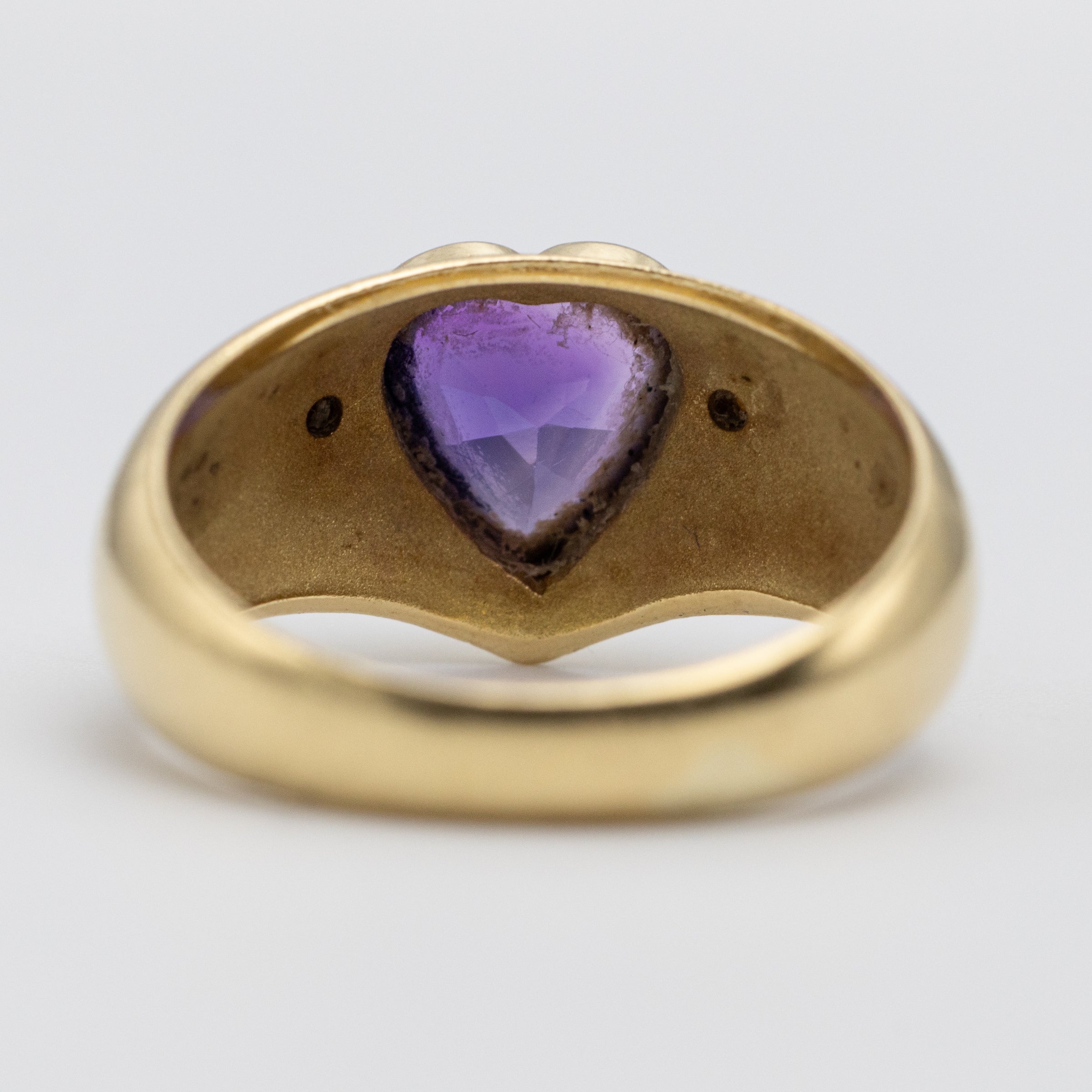 18K Yellow Gold Heart Shaped Amethyst & Diamond Ring