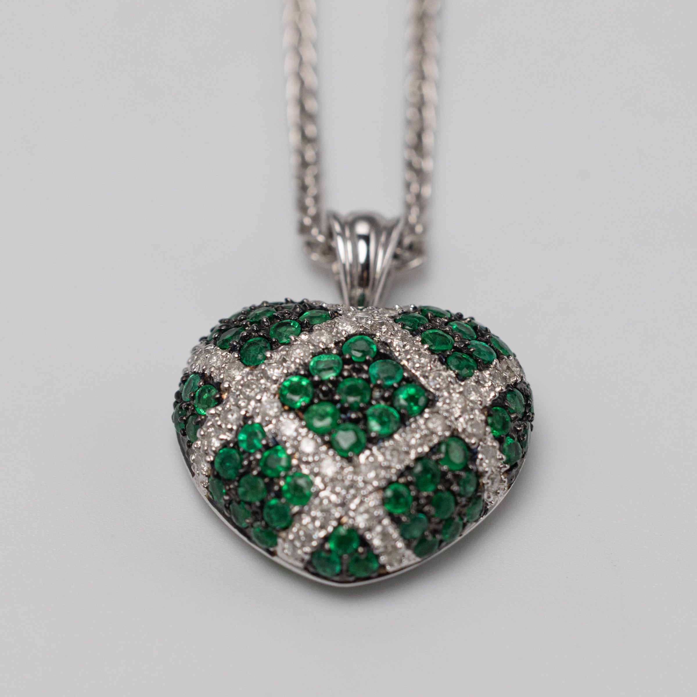 18K Gold Diamond And Emerald Heart Pendant