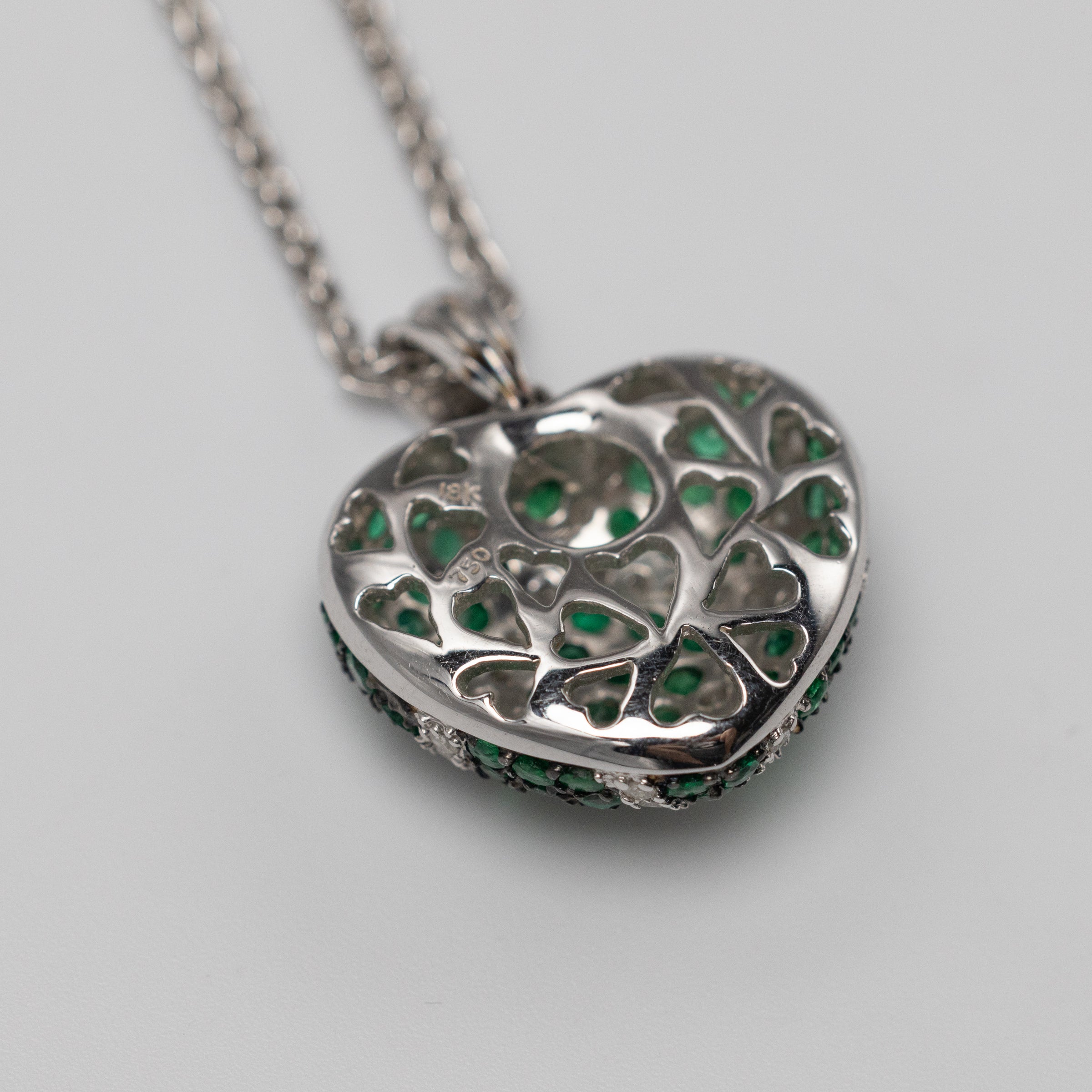 18K Gold Diamond And Emerald Heart Pendant