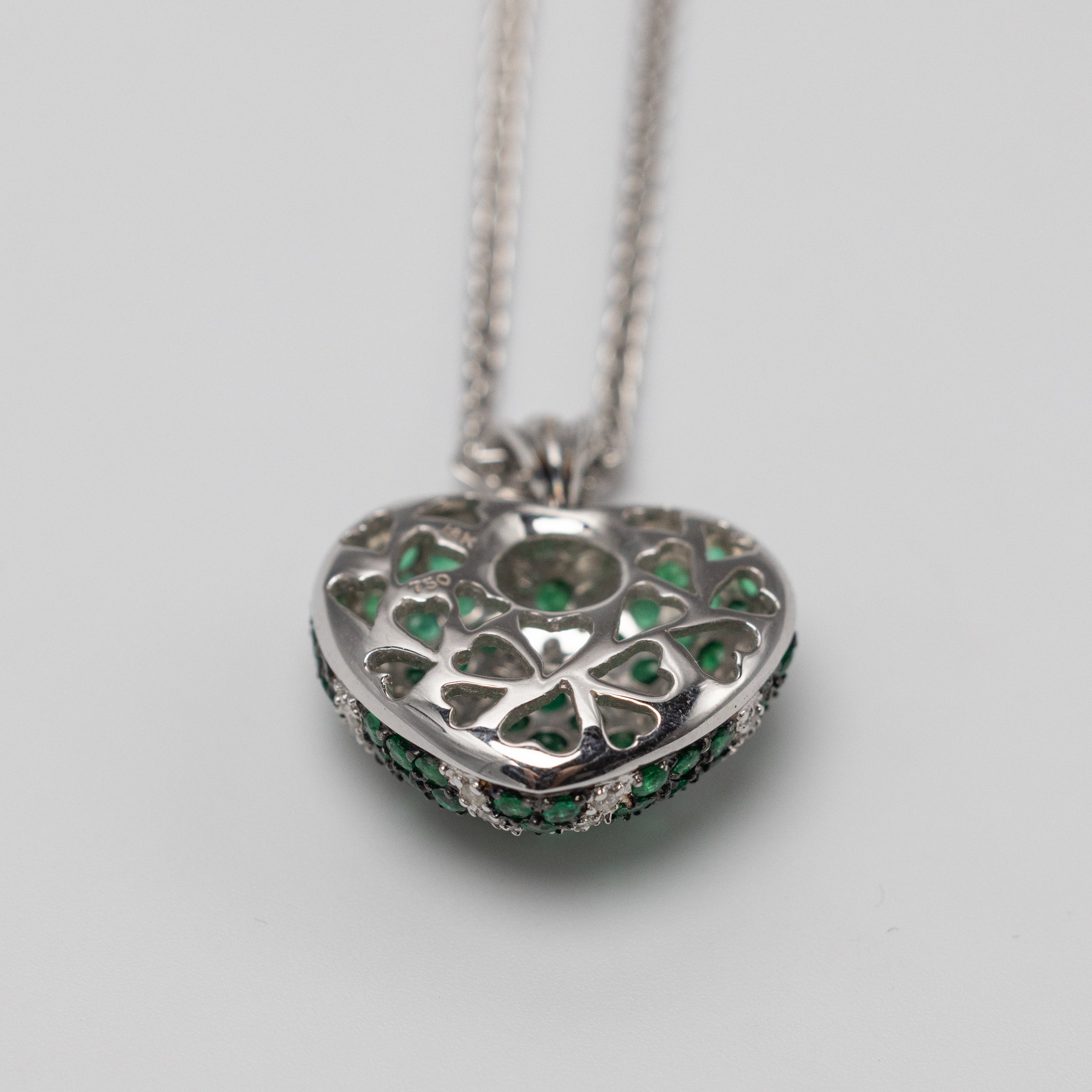 18K Gold Diamond And Emerald Heart Pendant