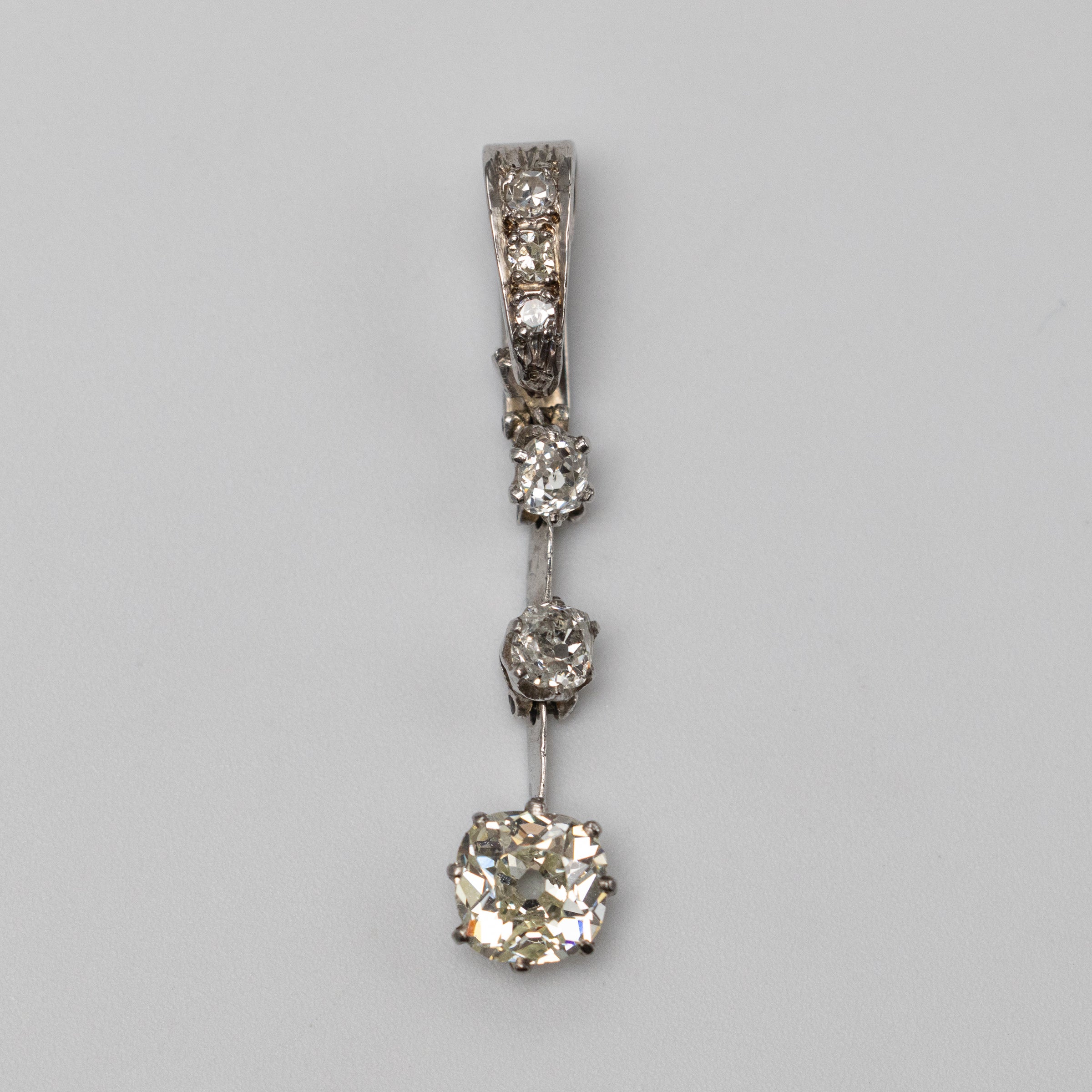 vintage diamond pendant front 3