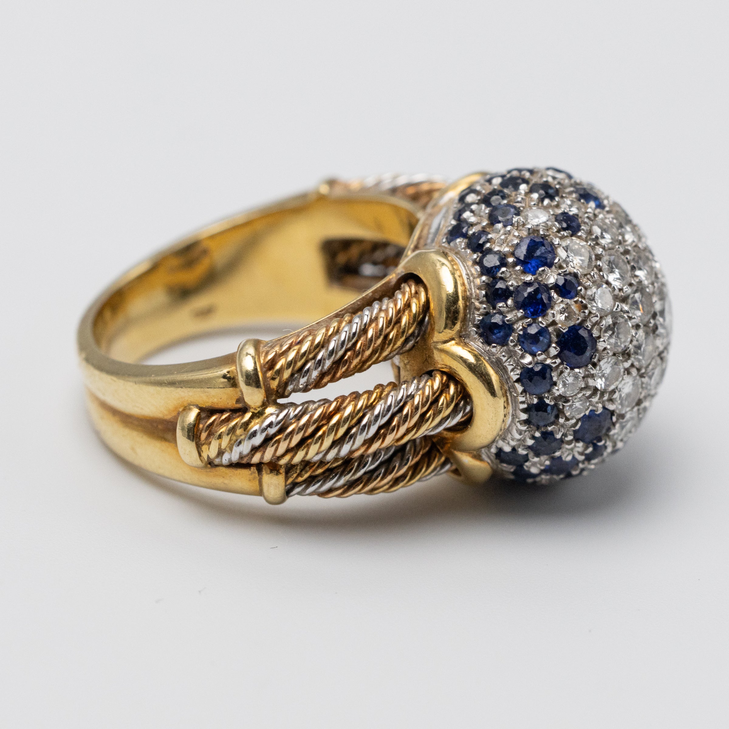 gold sapphire ring right side 2