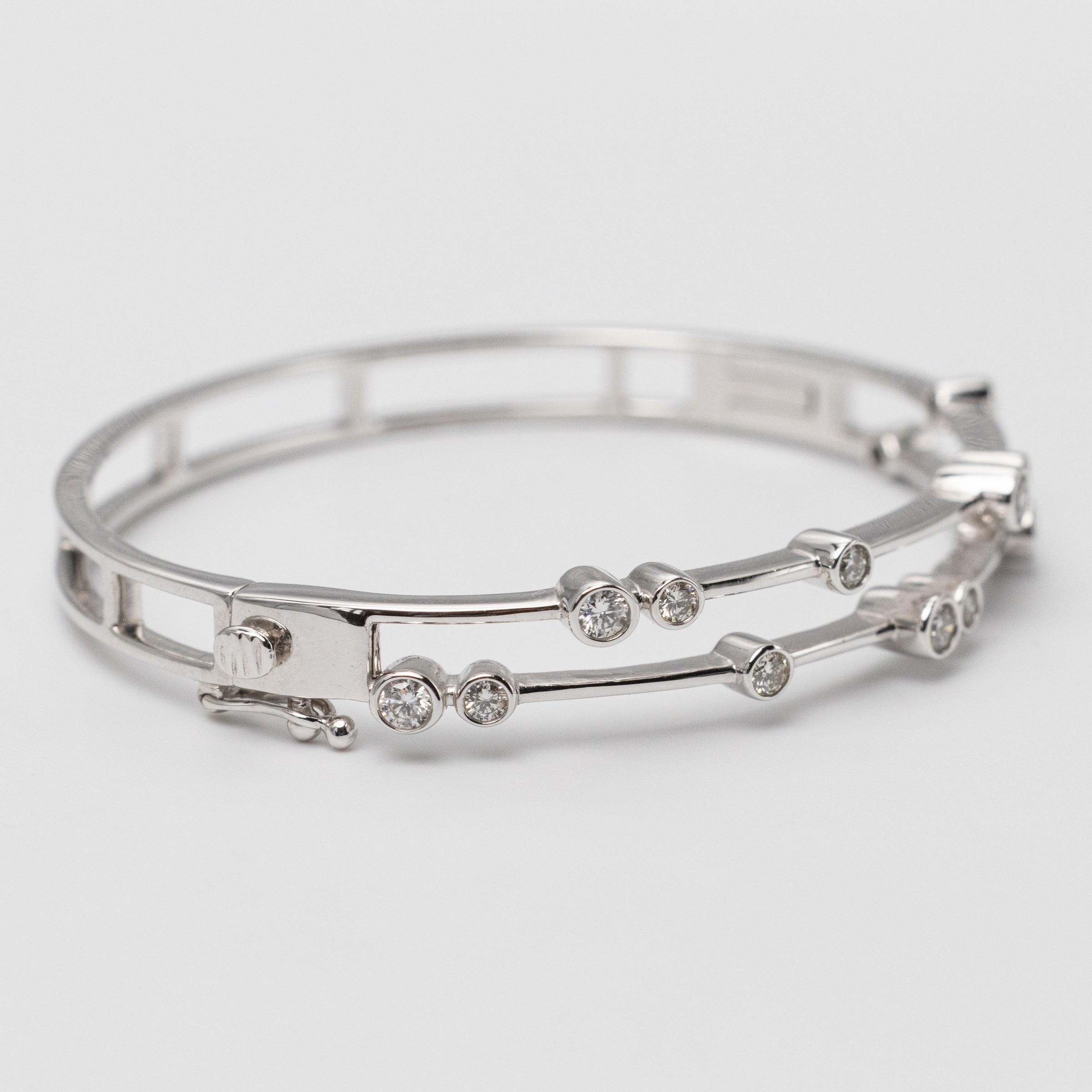 18K White Gold Bezel Set Diamond Bangle