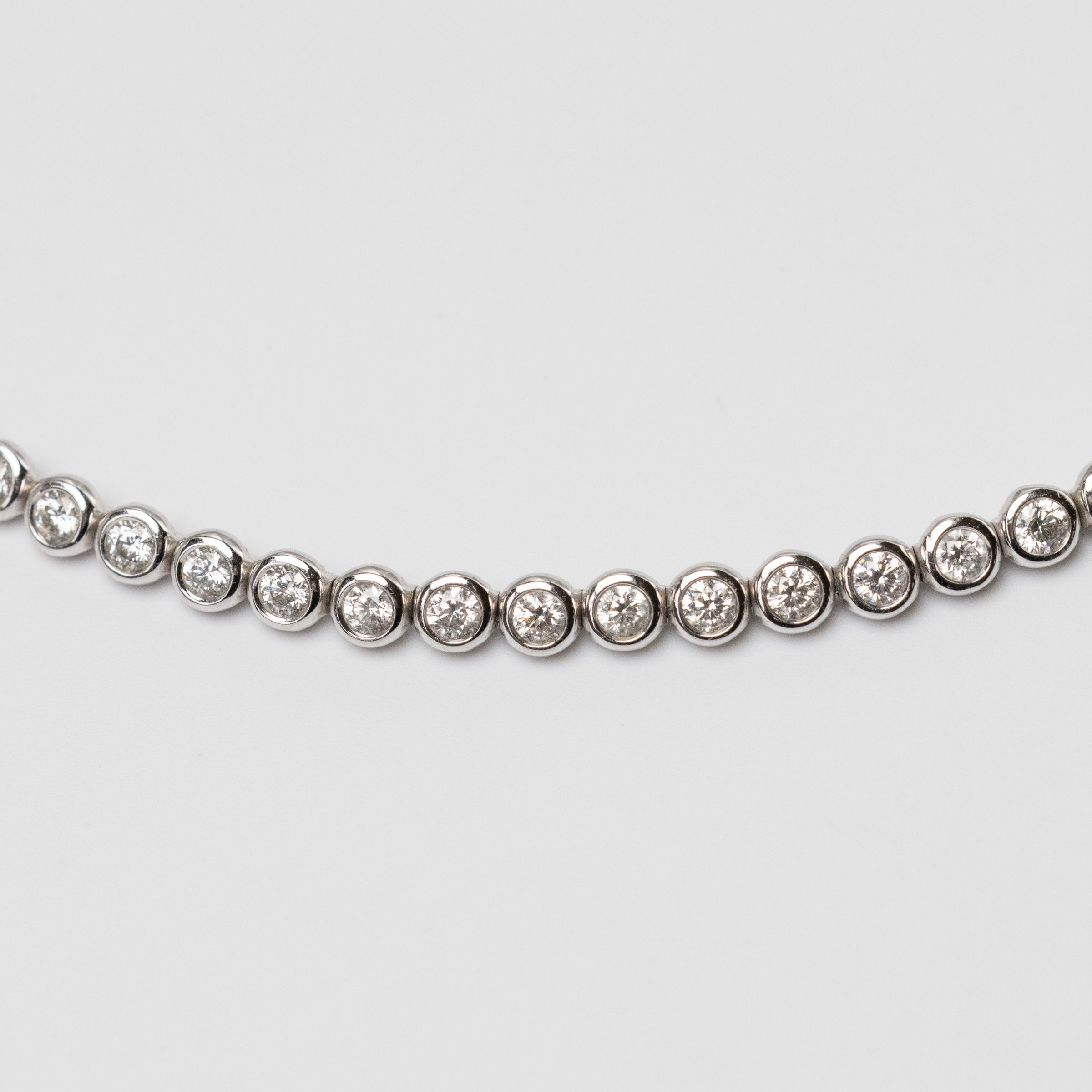 18K Bezel Set 3.04ct Diamond Tennis Bracelet