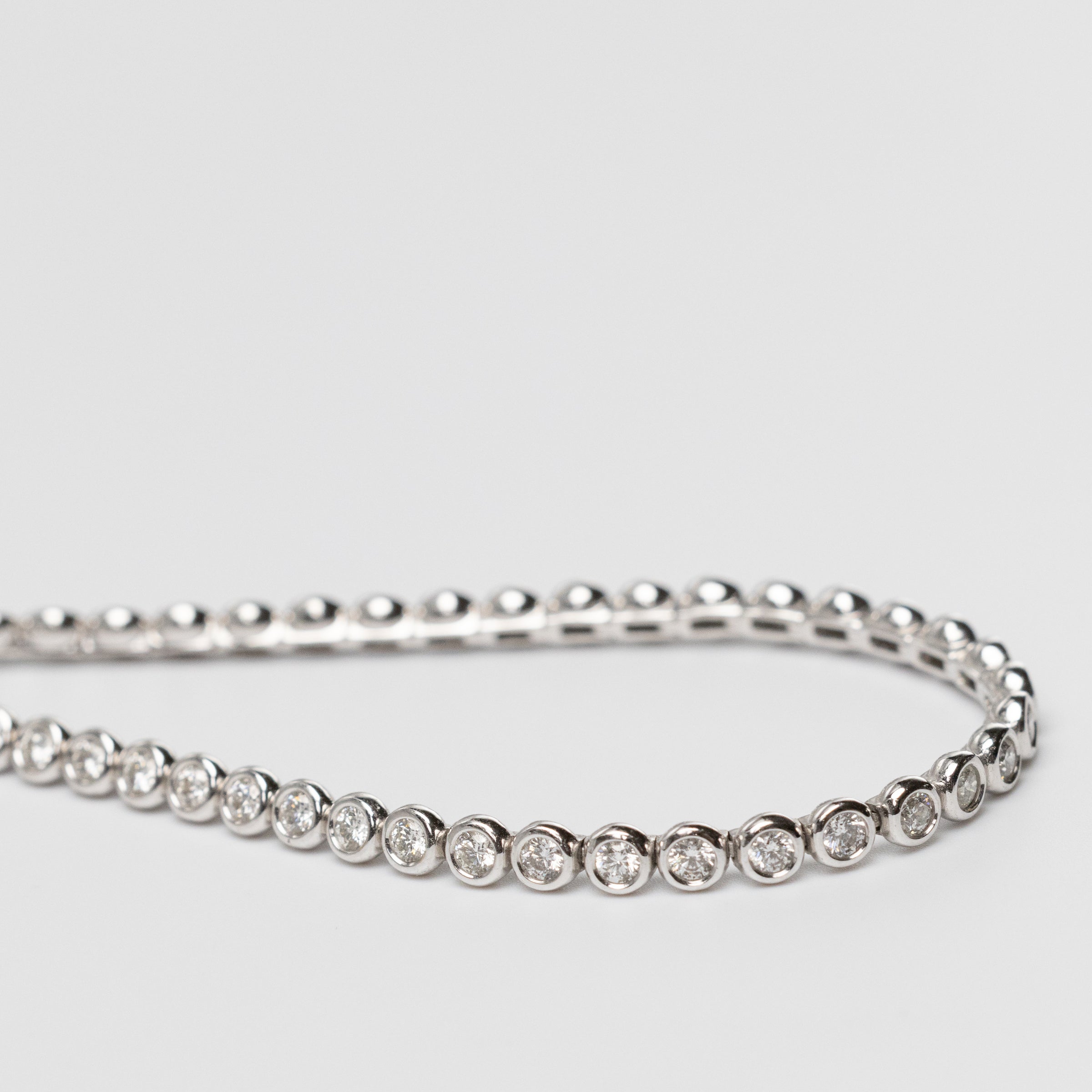 18K Bezel Set 3.04ct Diamond Tennis Bracelet