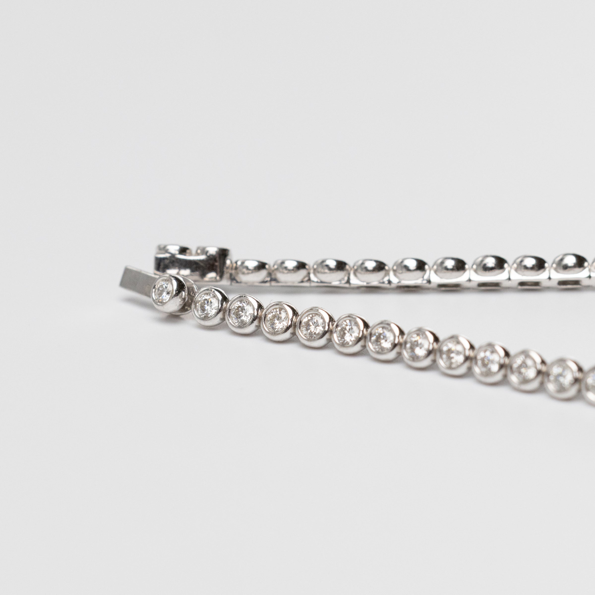 18K Bezel Set 3.04ct Diamond Tennis Bracelet