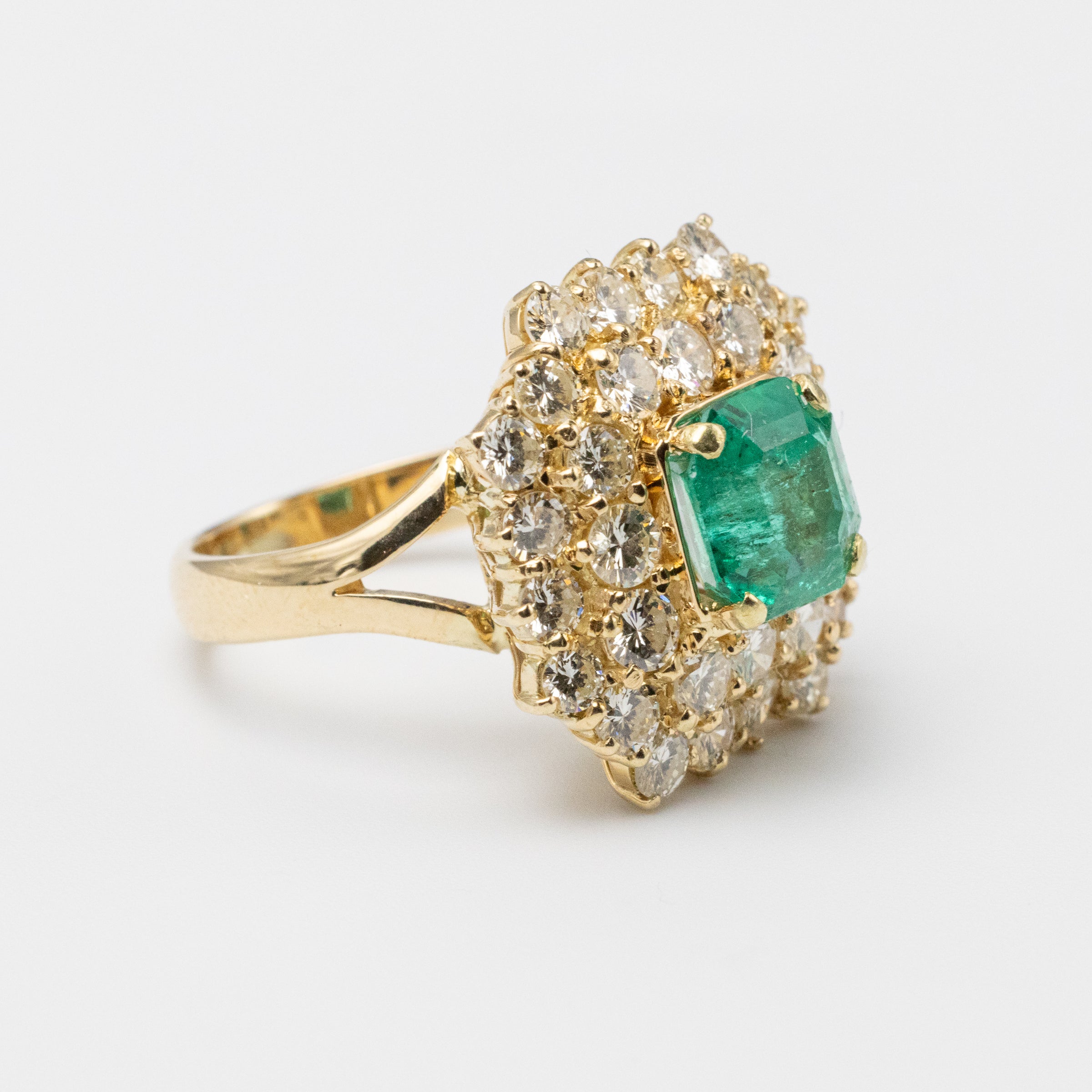 emerald and diamond ring left side