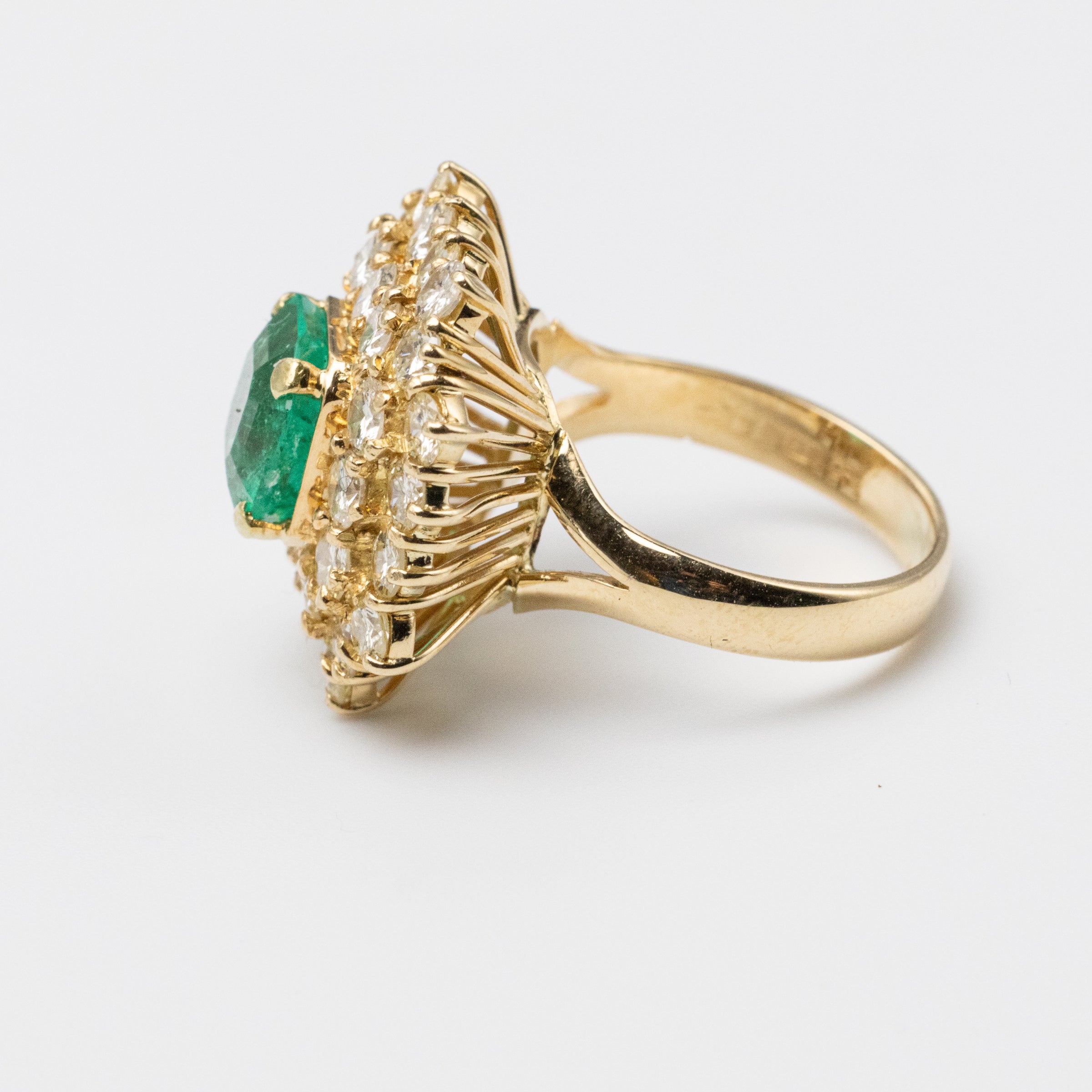 emerald and diamond ring right side 2