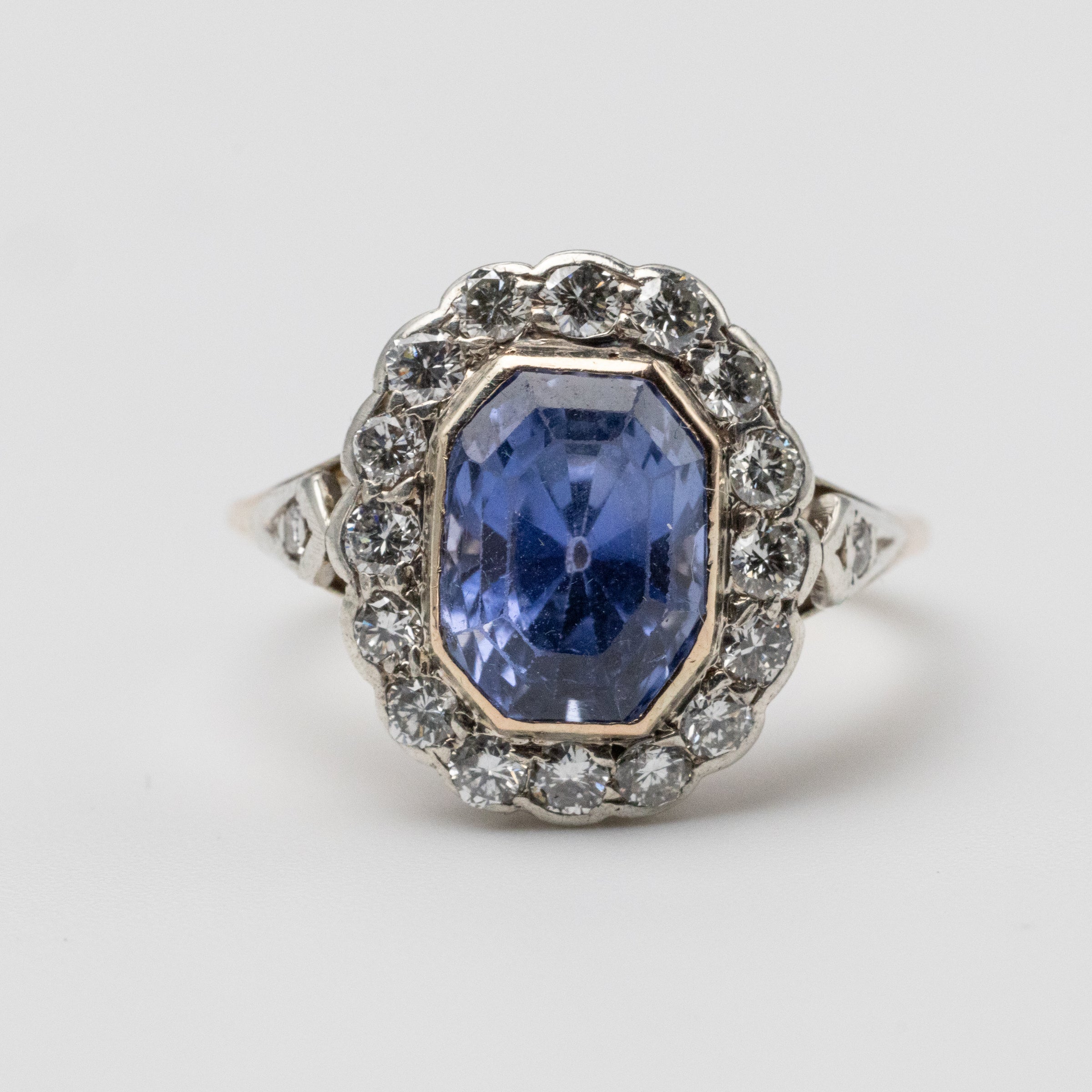 sapphire and diamond ring front