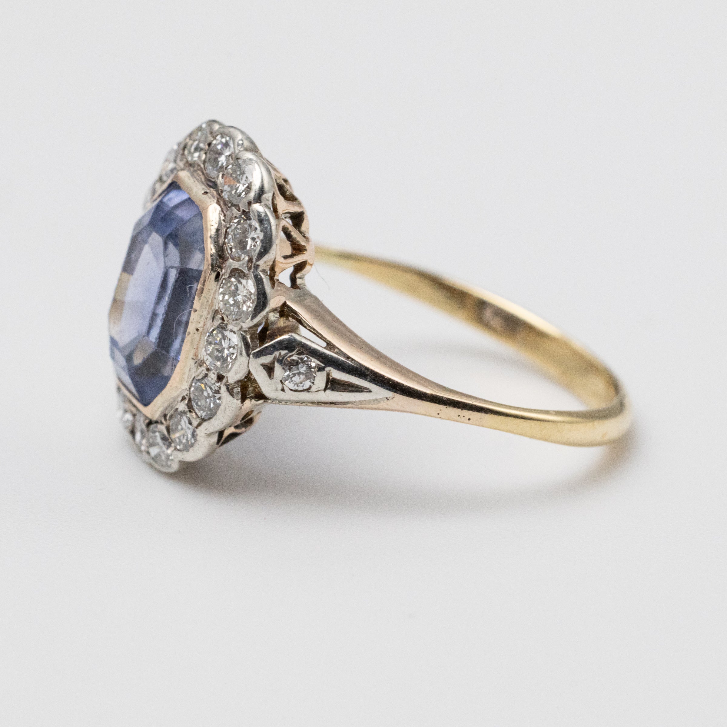 sapphire and diamond ring right side