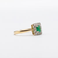 18K Yellow Gold Emerald And Diamond Ring