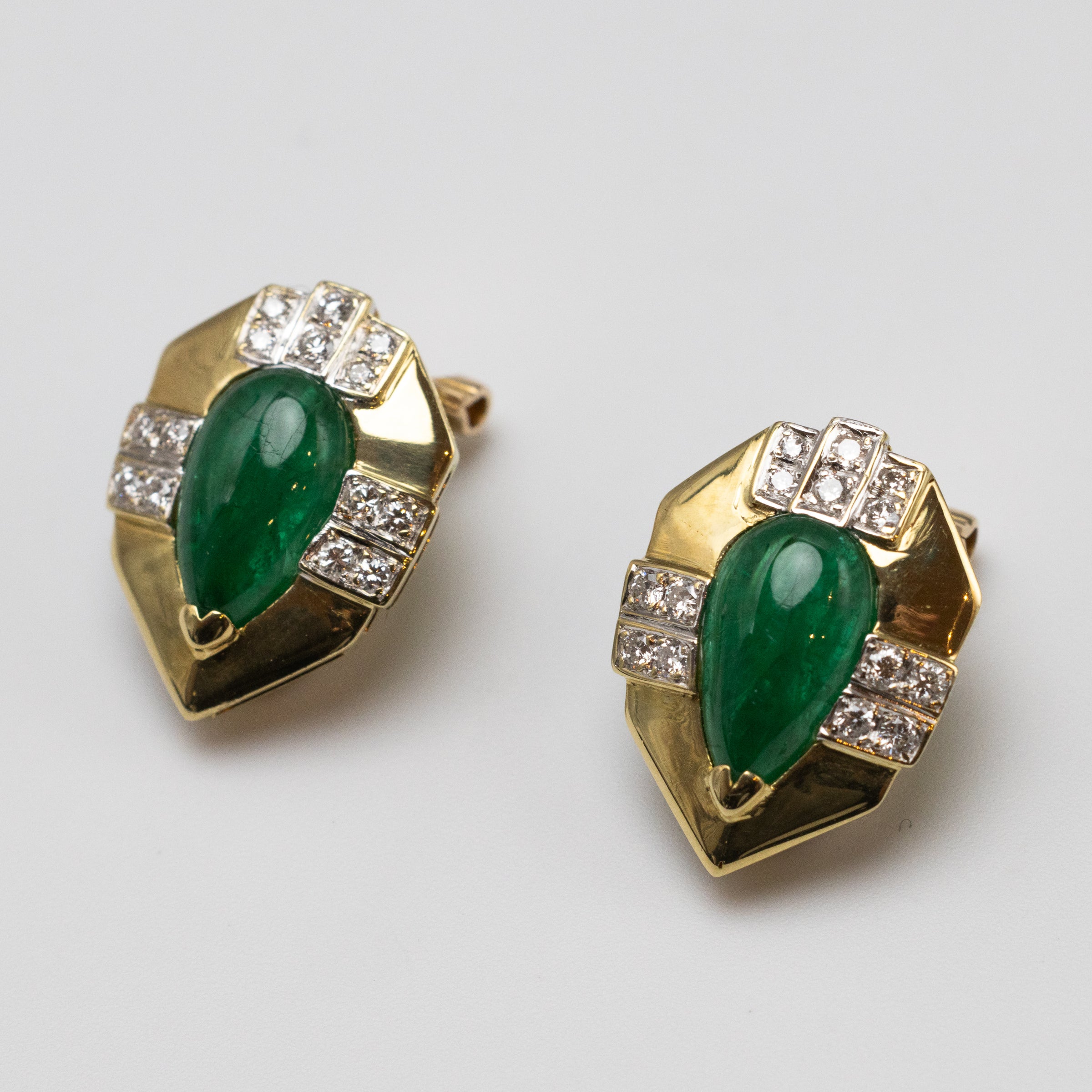 18K Emerald And Diamond Earrings
