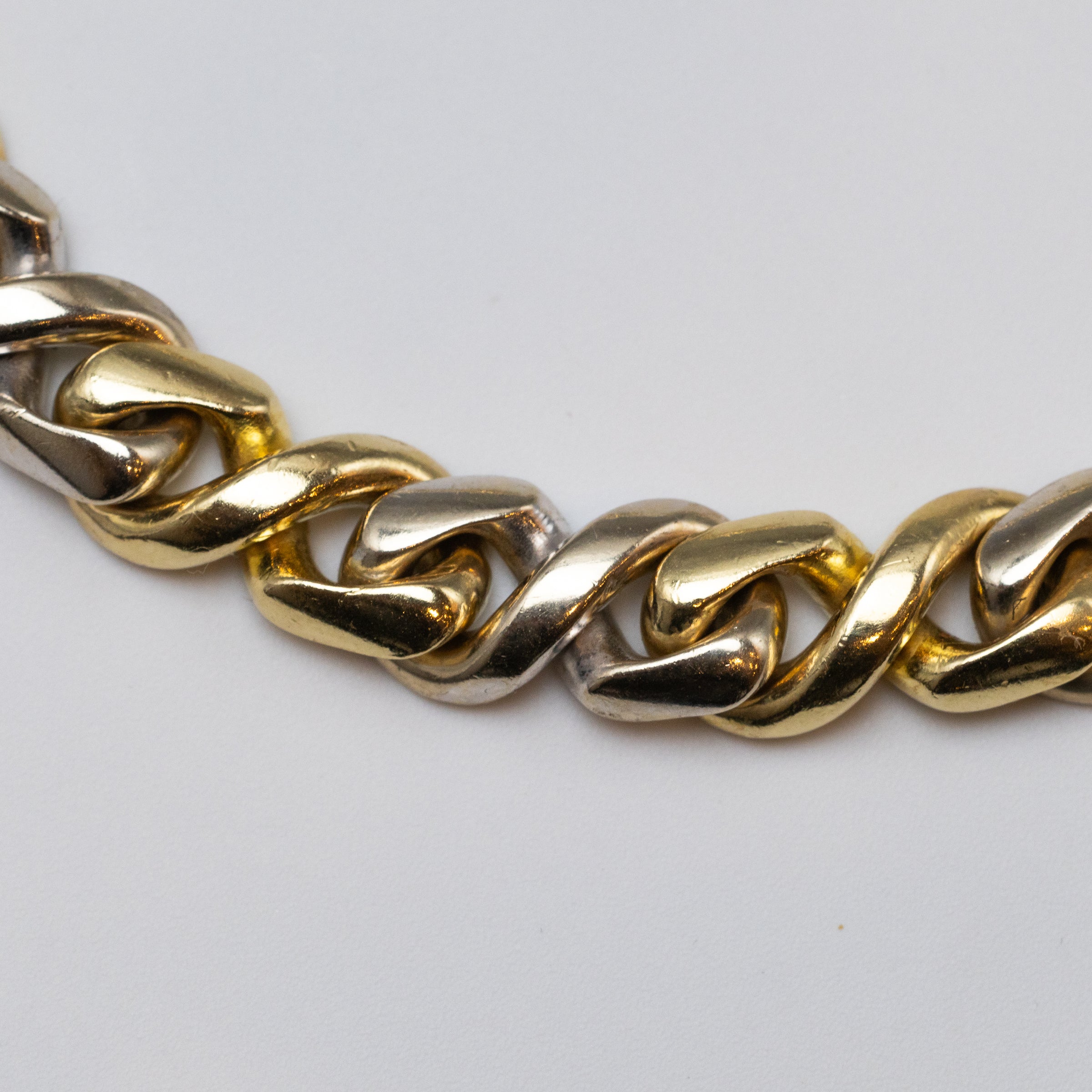 18K Fancy Link Yellow And White Gold Bracelet link close up 6