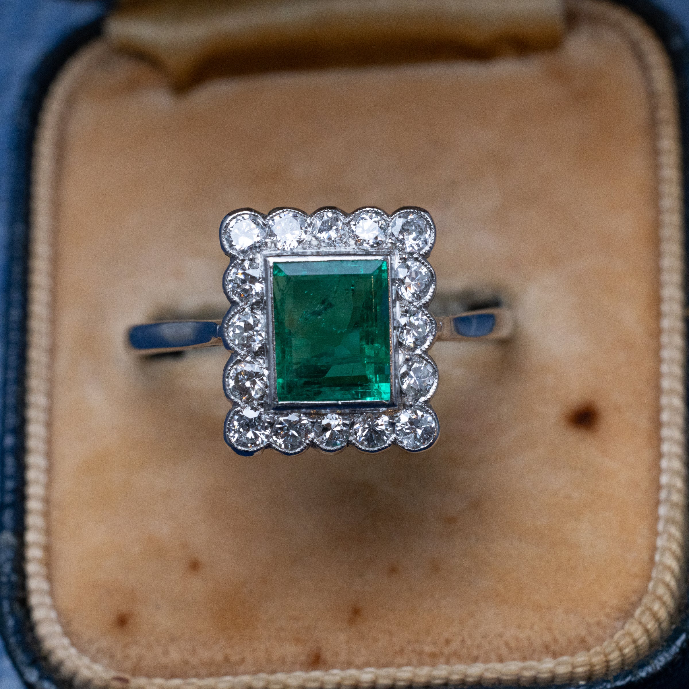 Vintage Platinum Emerald & Diamond Ring