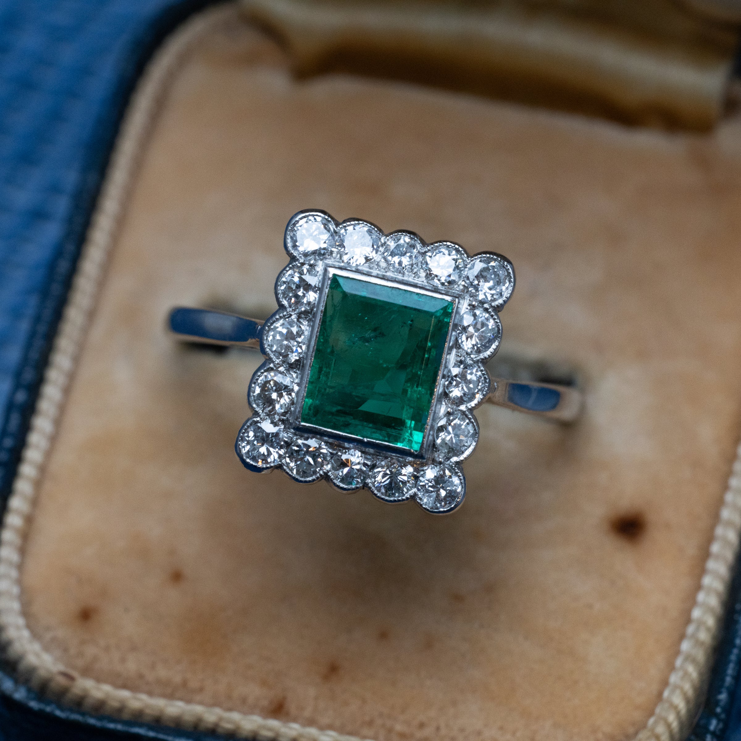 Vintage Platinum Emerald & Diamond Ring