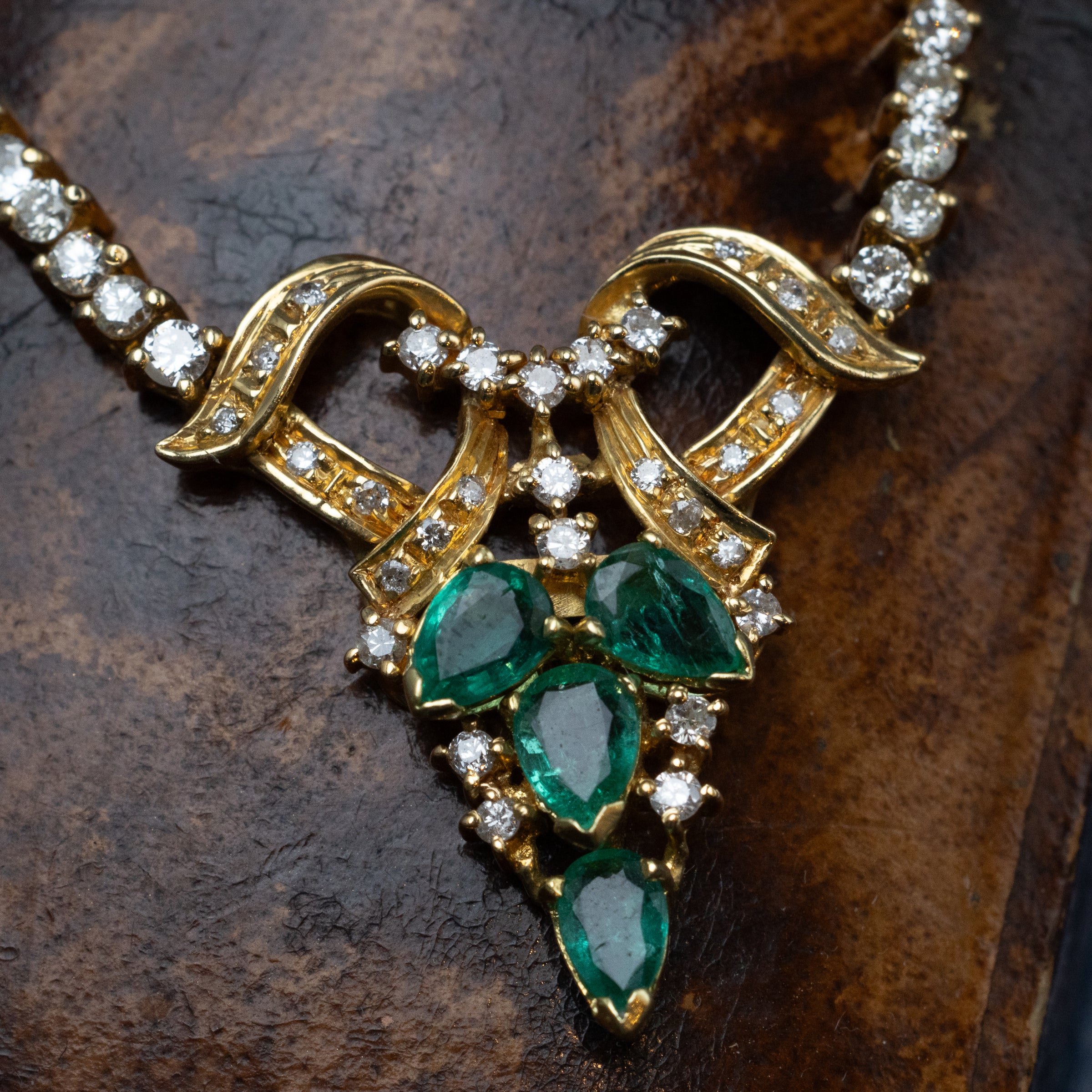 18K Emerald And Diamond Necklace