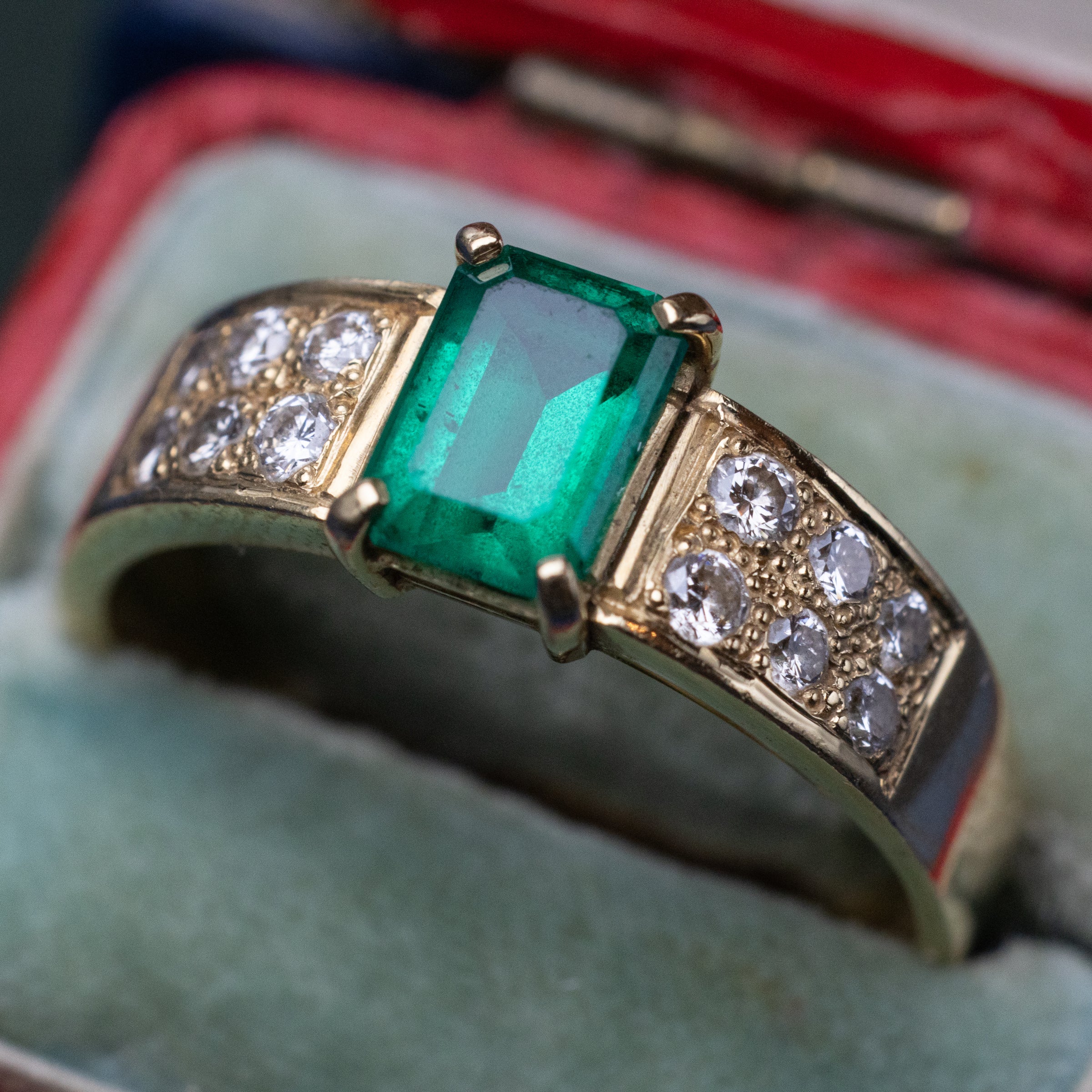 Vintage 18K Yellow Gold Emerald And Diamond Ring