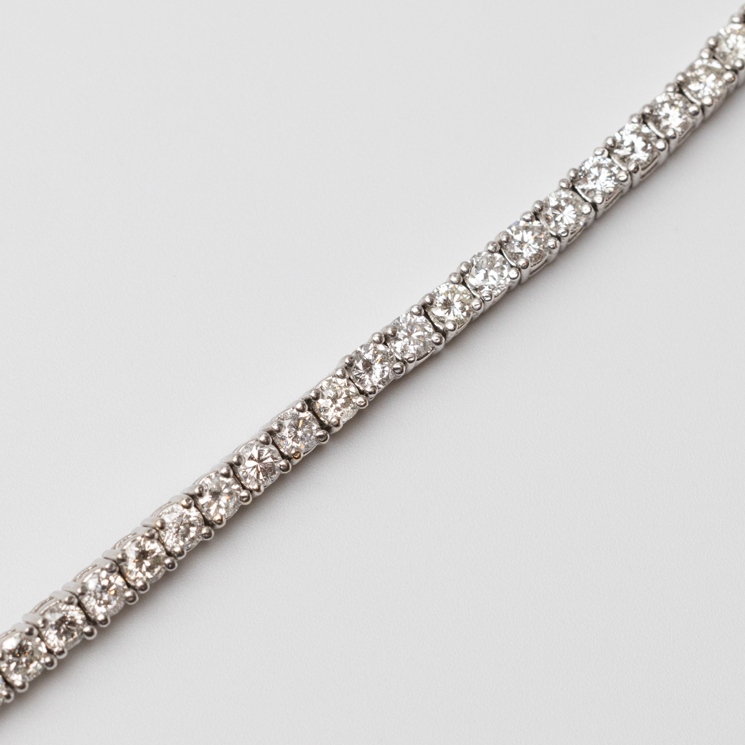 18K White Gold with 6ct Diamond Tennis Bracelet