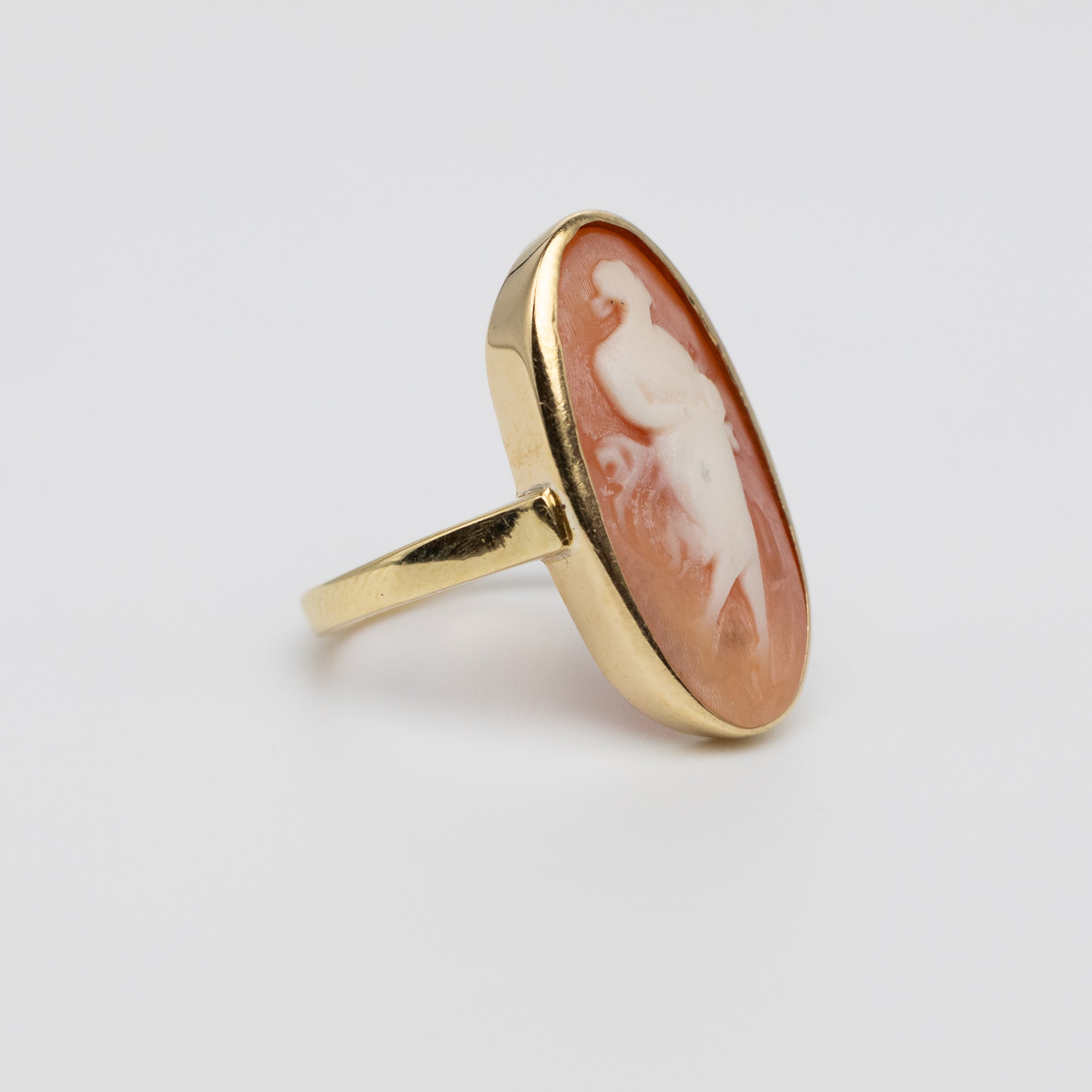 Vintage Oval Cameo Ring