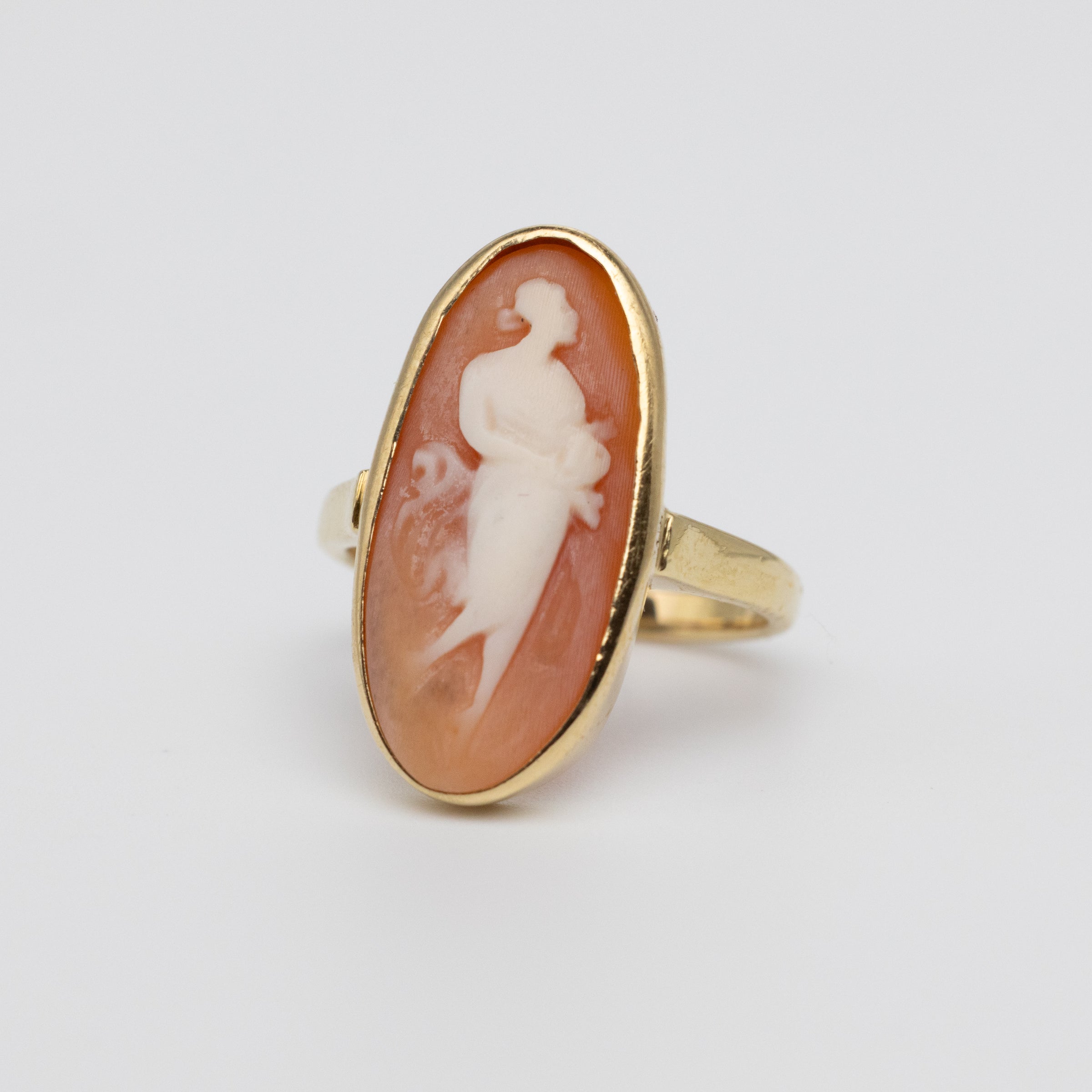Vintage Oval Cameo Ring