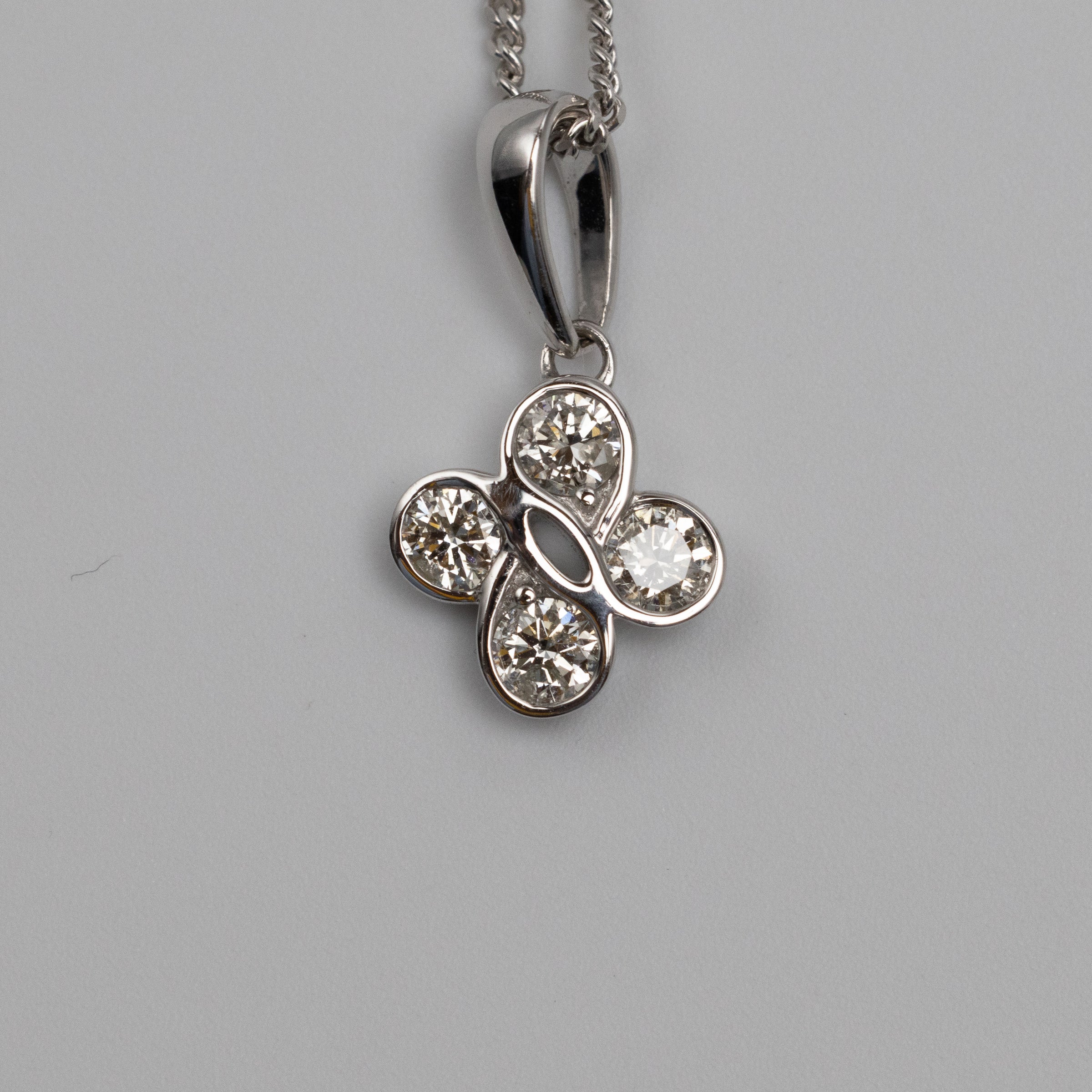 18K White Gold Diamond Bezel Set Pendant