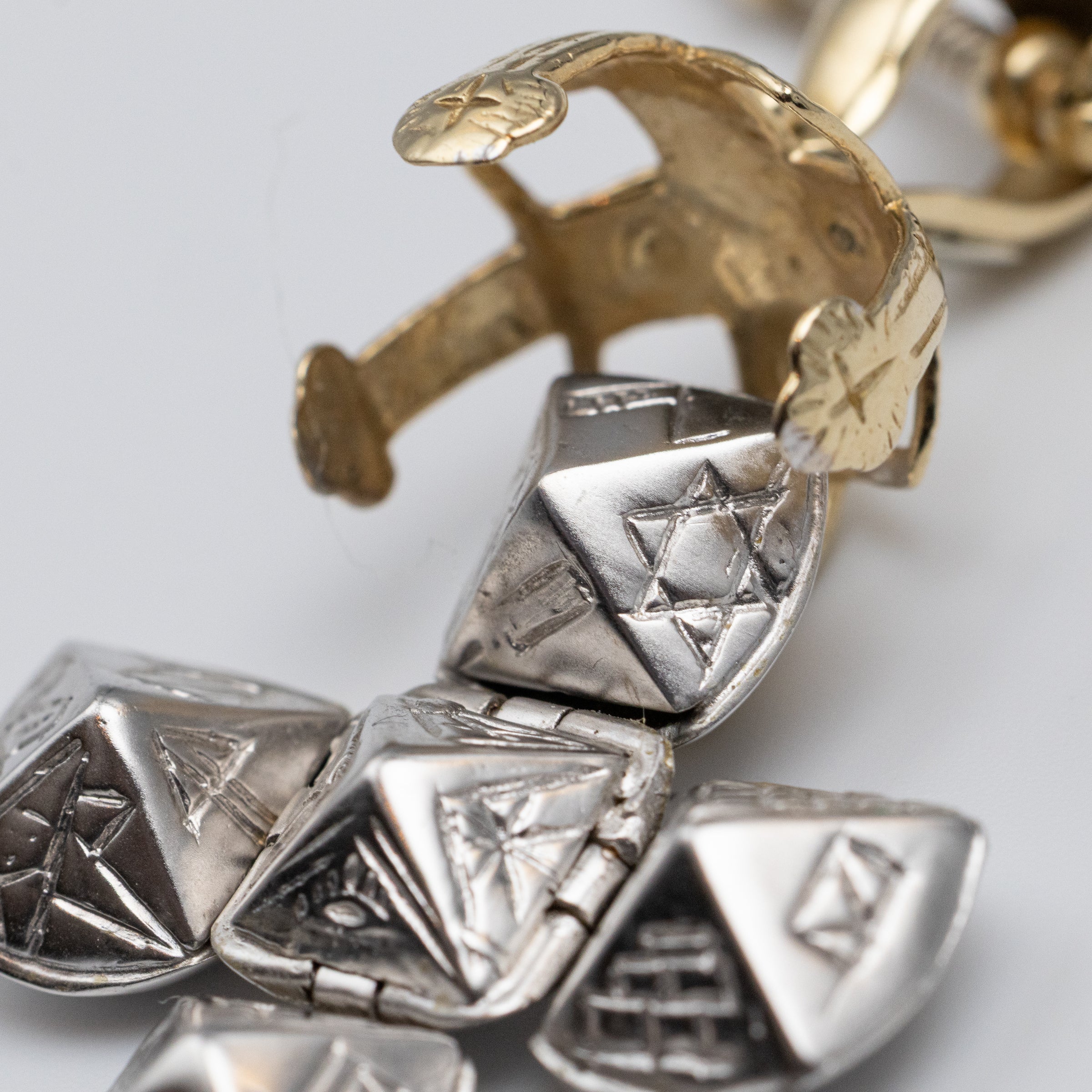 14K Gold Masonic Cross Pendant And Chain