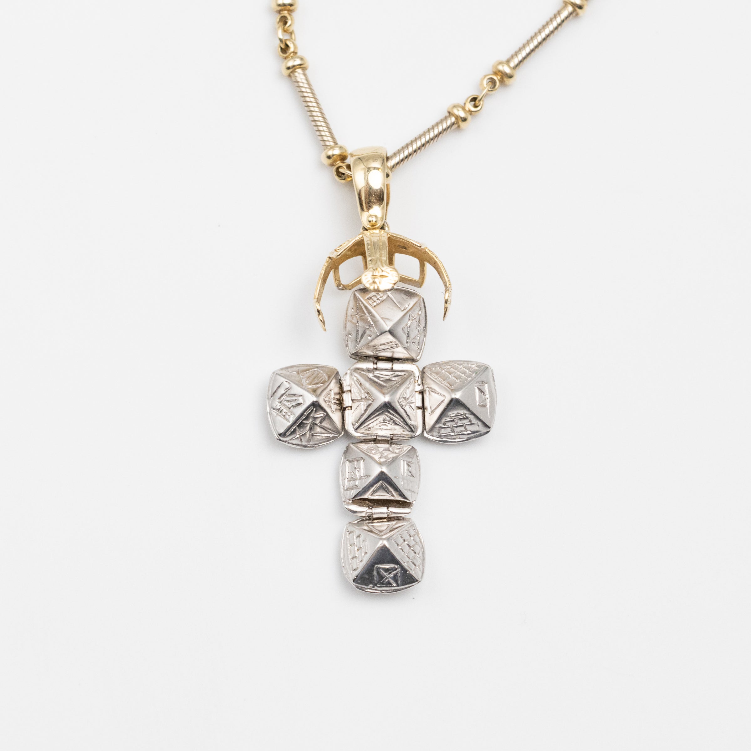 14K Gold Masonic Cross Pendant And Chain