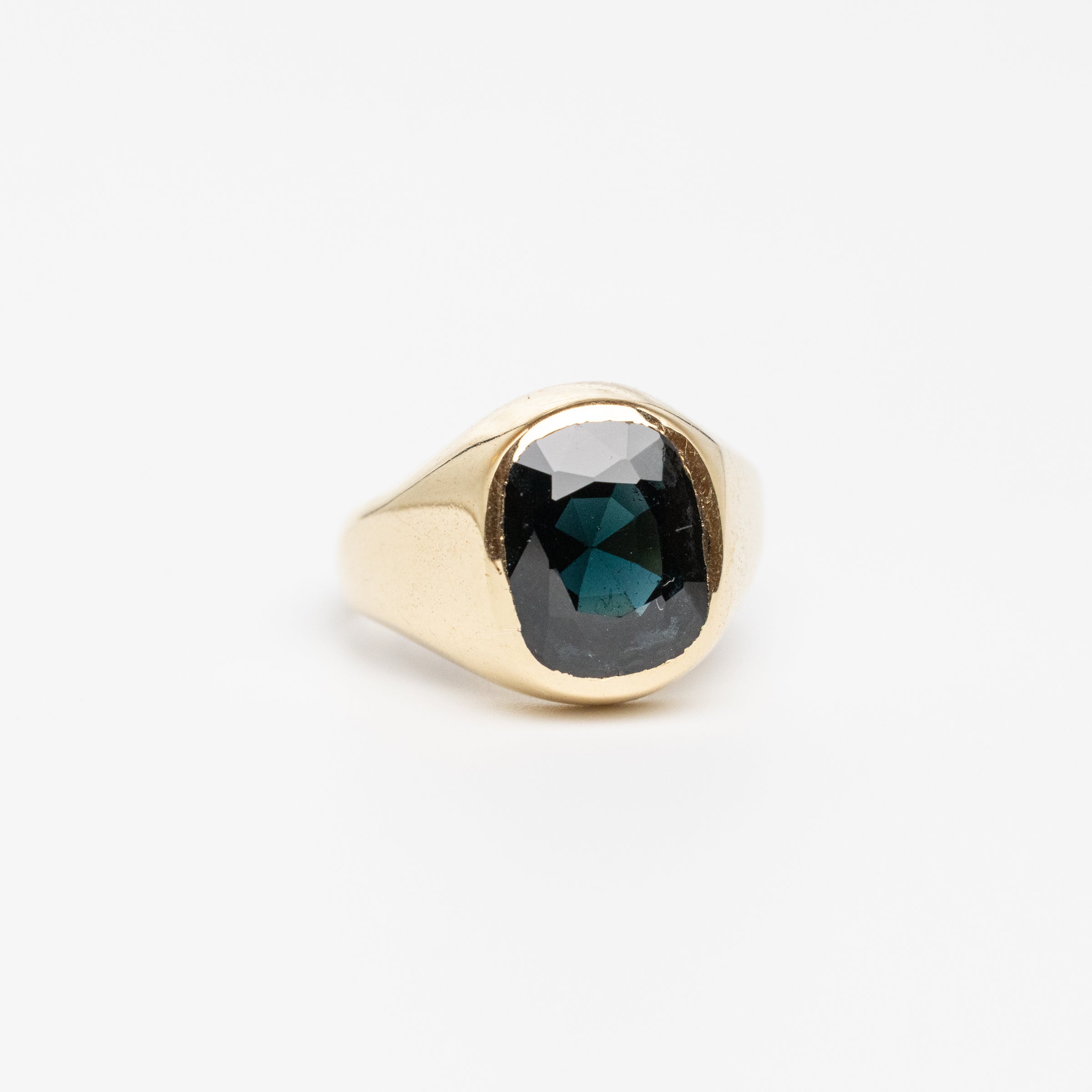 A Gorgeous Blue Spinel Ring