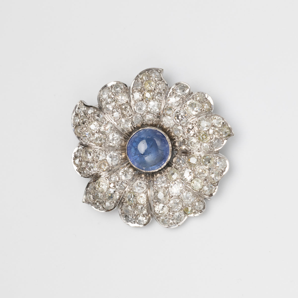 7.8 Carat Sri Lankan Sapphire And Diamond Flower Brooch