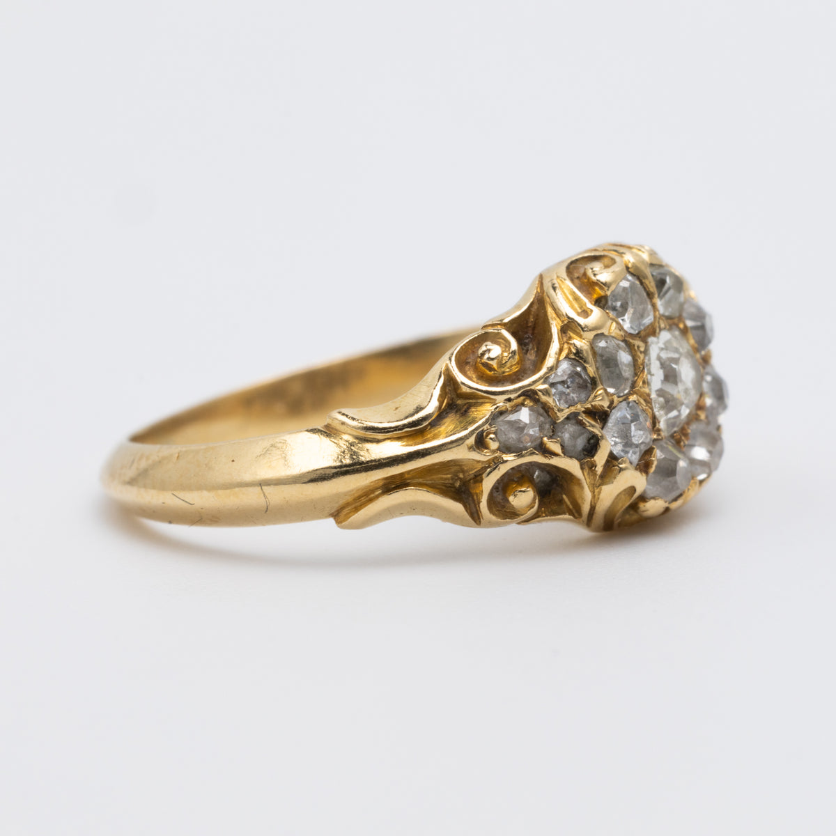 vintage gold ring left side