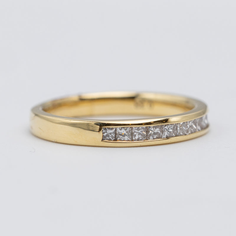 Pretty 18K Yellow Gold 0.35ct Diamond Eternity Ring