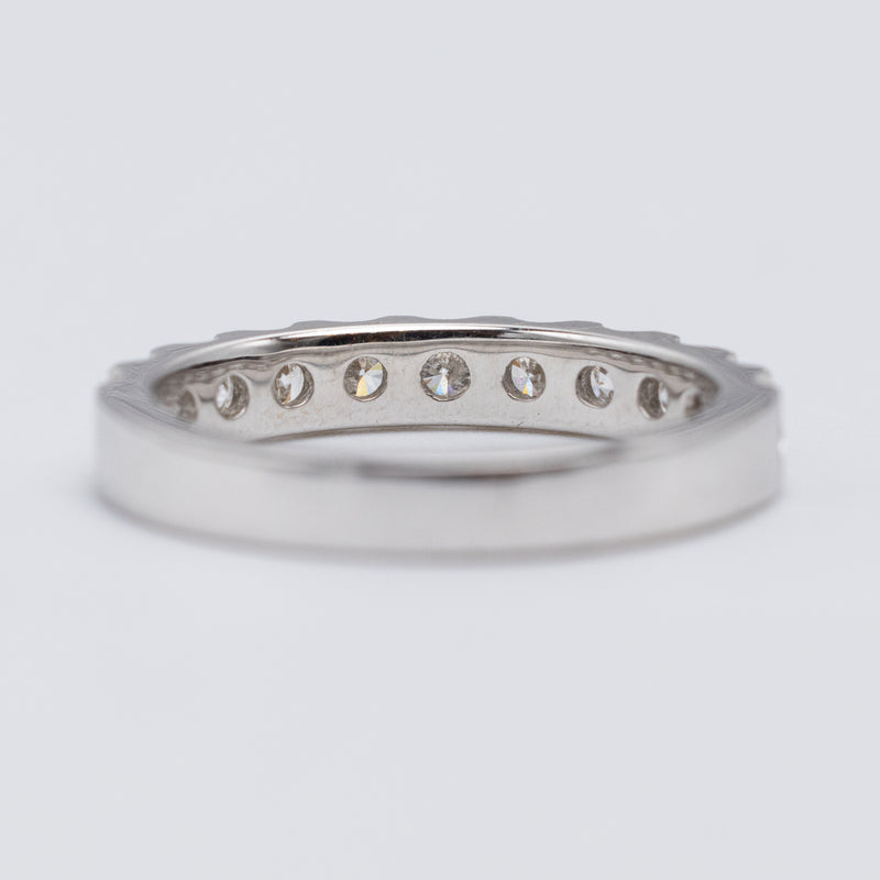 Elegant 18K White Gold 0.75ct Diamond Eternity Ring