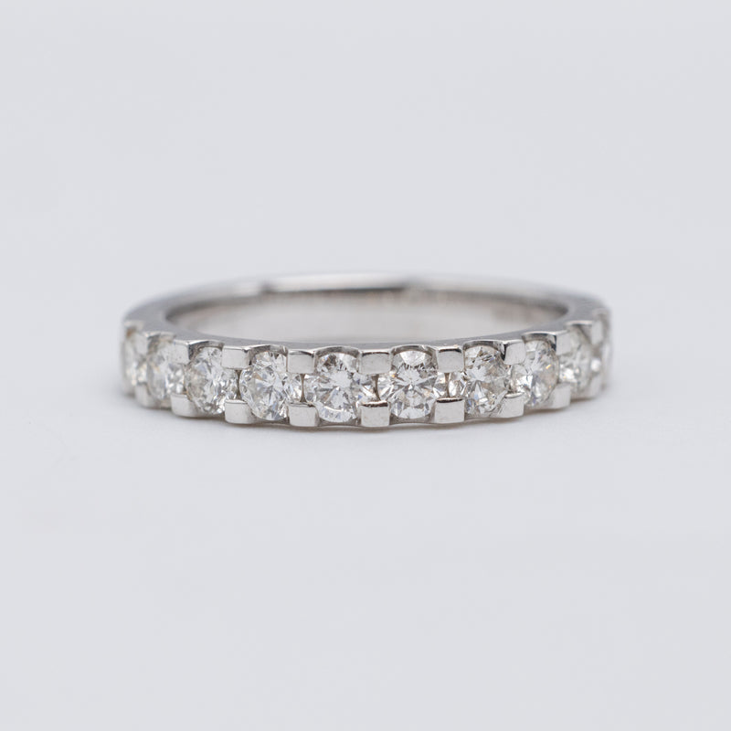 Elegant 18K White Gold 0.75ct Diamond Eternity Ring