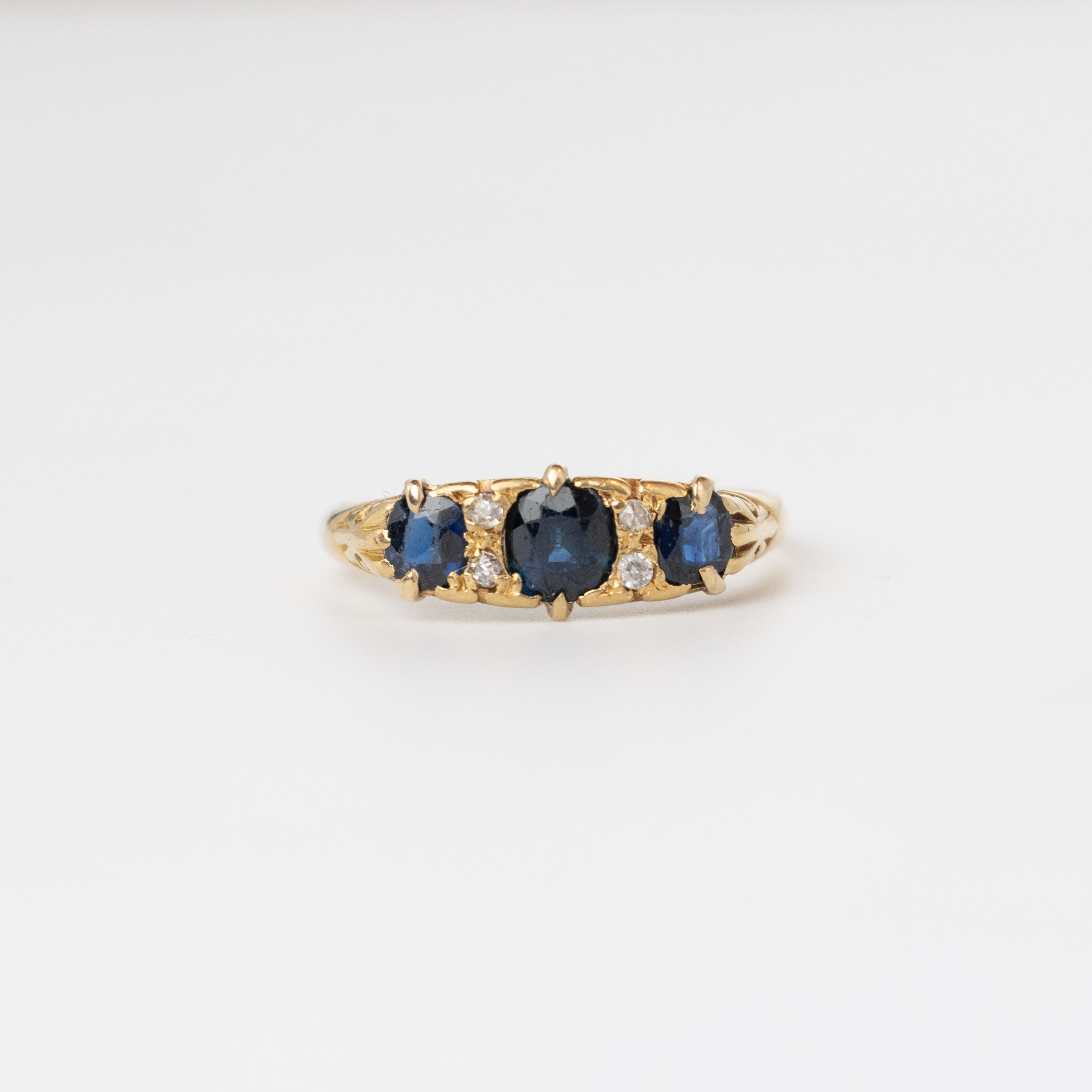 Vintage Sapphire And Diamond Ring