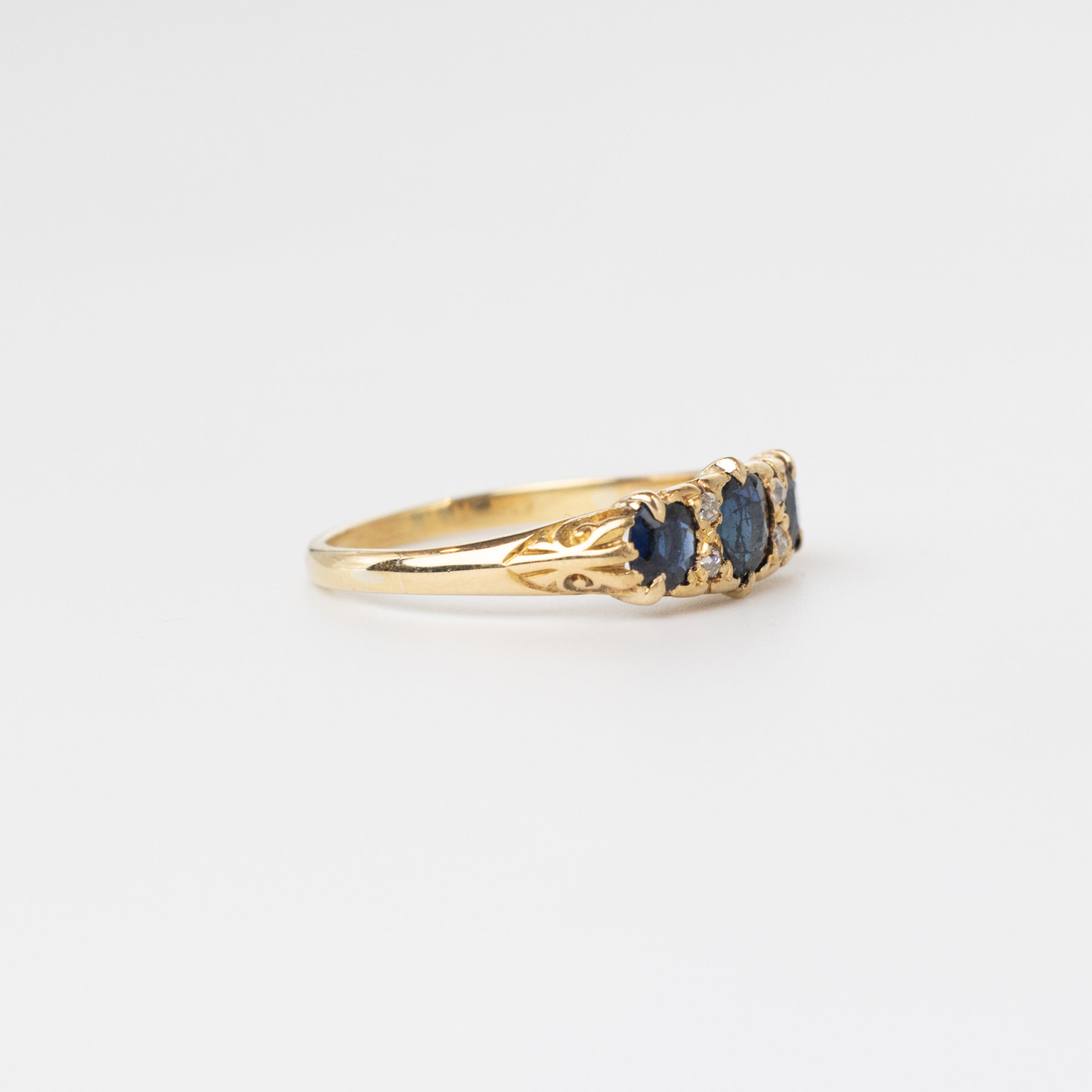 Vintage Sapphire And Diamond Ring