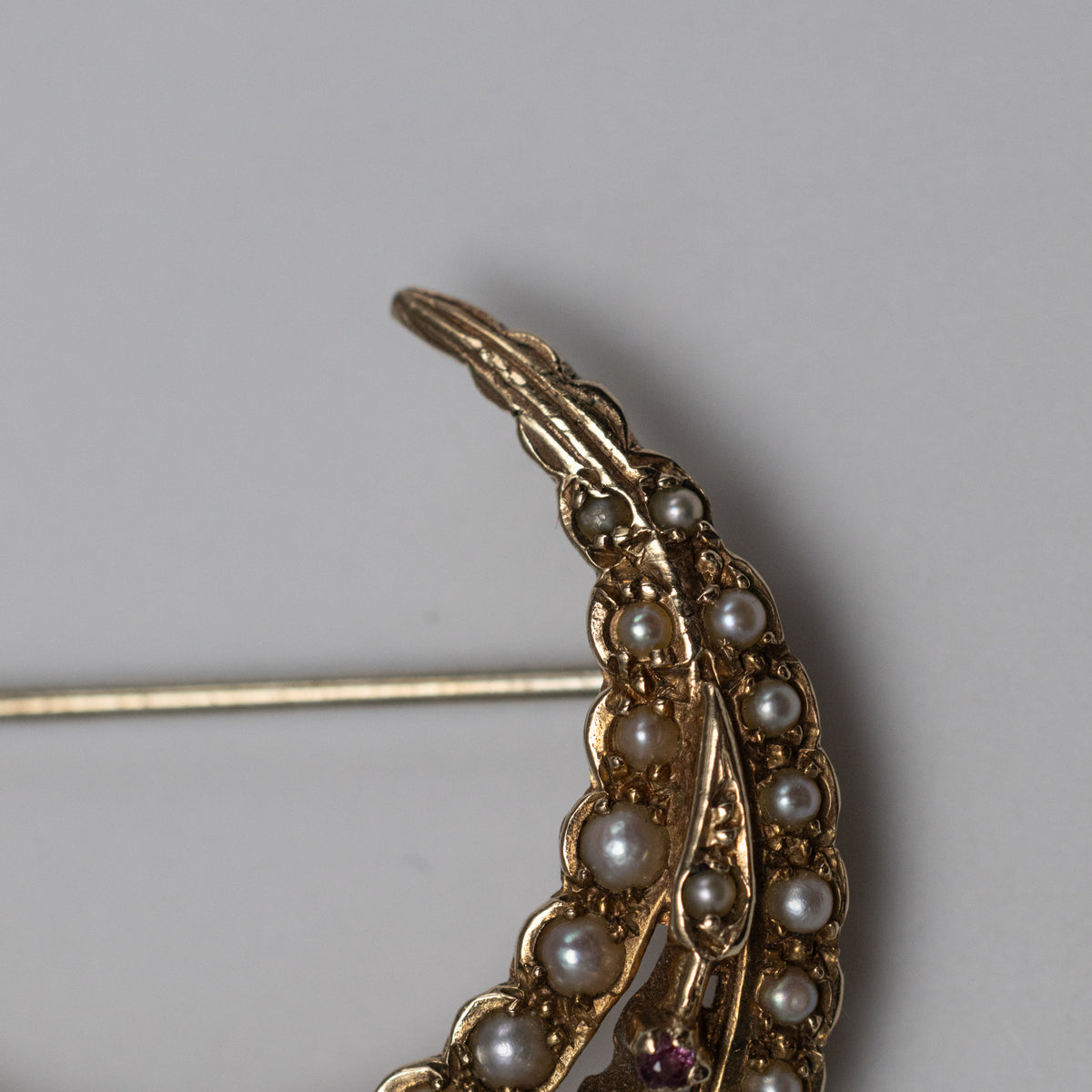 Vintage 9K Yellow Gold Pink Sapphire And Pearl Crescent Pin Brooch