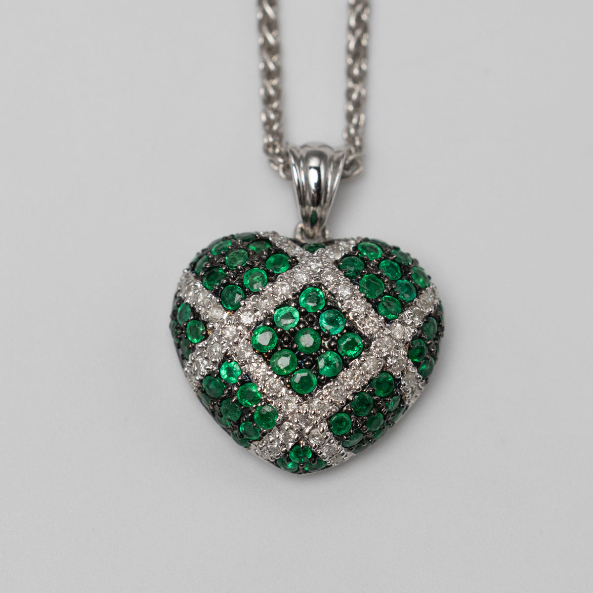 18K Gold Diamond And Emerald Heart Pendant