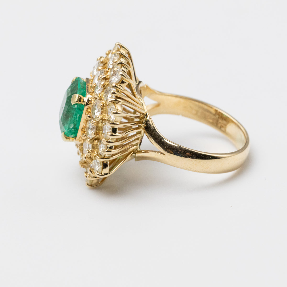 emerald and diamond ring right side 2