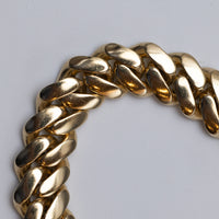 Cuban Curb Chain close corner