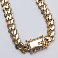Cuban Curb Chain clasp