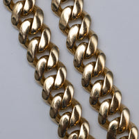 Cuban Curb Chain close up 3