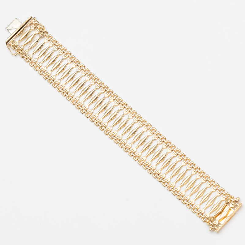 9K Gold Gate Style Bracelet