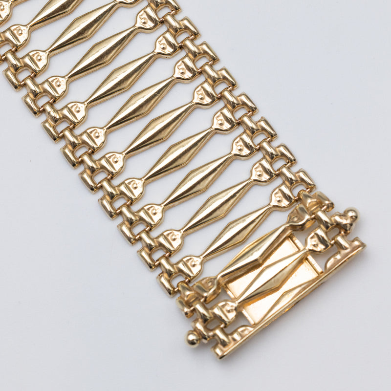 9K Gold Gate Style Bracelet