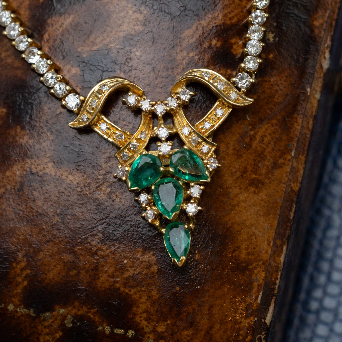 18K Emerald And Diamond Necklace