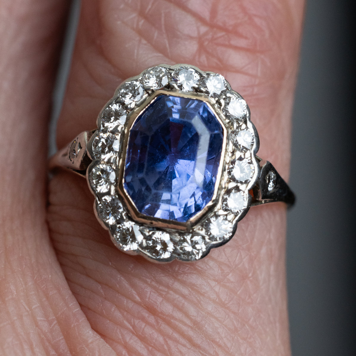 Vintage 2.5 Carat Sapphire And Diamond Ring
