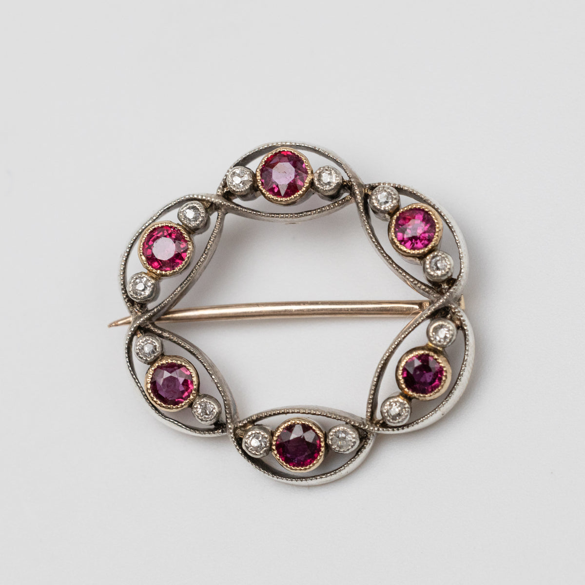 Ruby And Diamond Brooch Front zoomed out